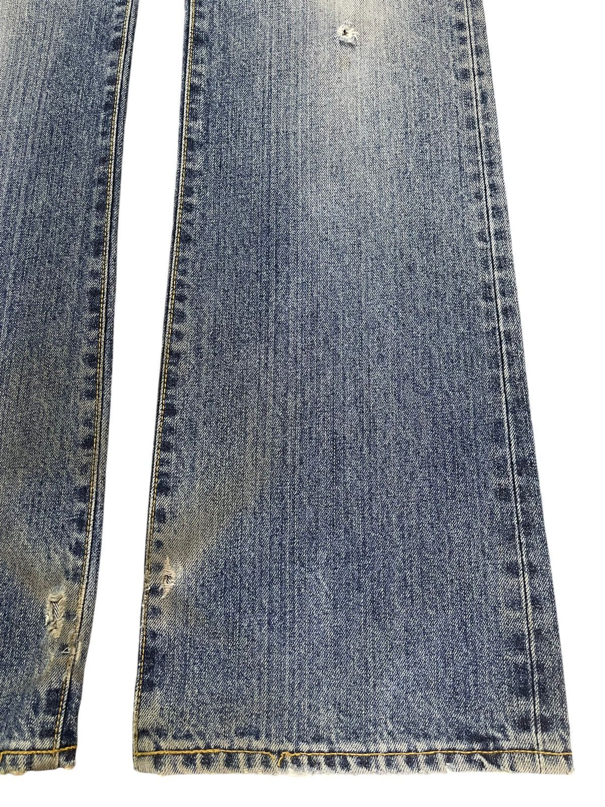Uniqlo Vintage Japanese Uniqlo Blue Faded Wash Style Bootcut Jeans Size US 34 / EU 50 - 8 Thumbnail