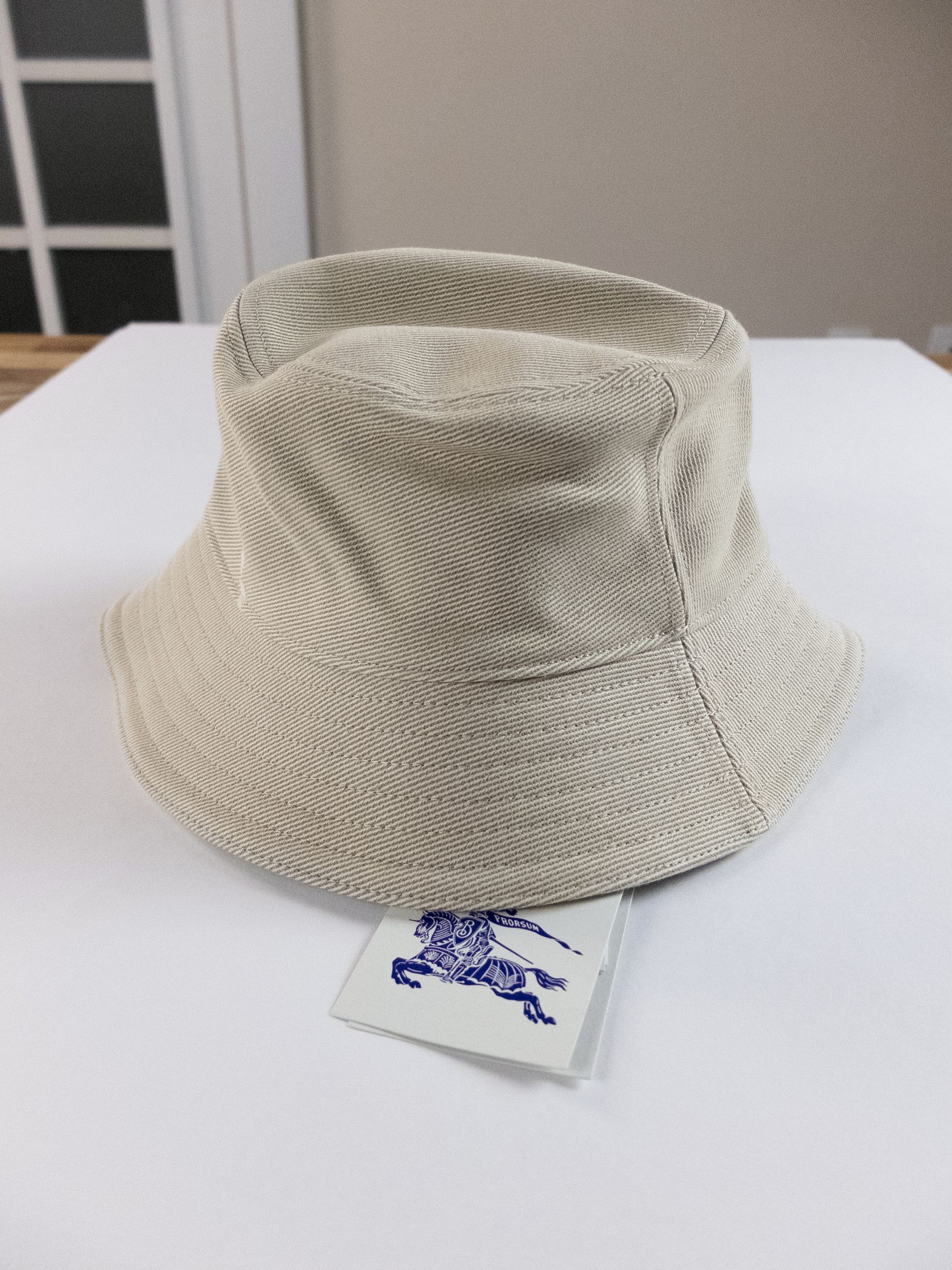 Burberry BURBERRY beige EKD knight logo cotton bucket hat Medium Size ONE SIZE - 5 Thumbnail