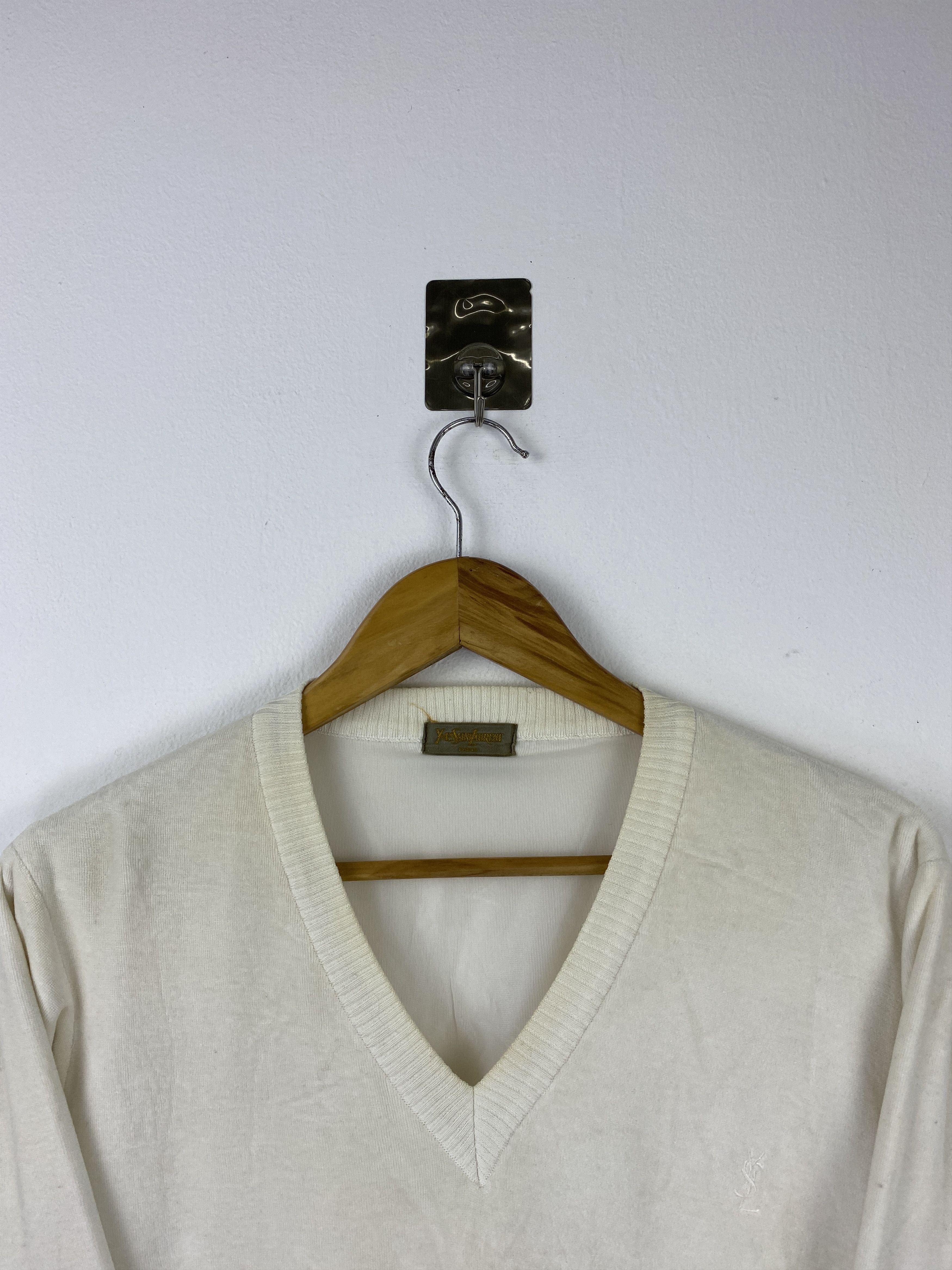 Yves Saint Laurent Yves Saint Laurent Paris Pullover Sweatshirt SH0527 Size US M / EU 48-50 / 2 - 2 Thumbnail