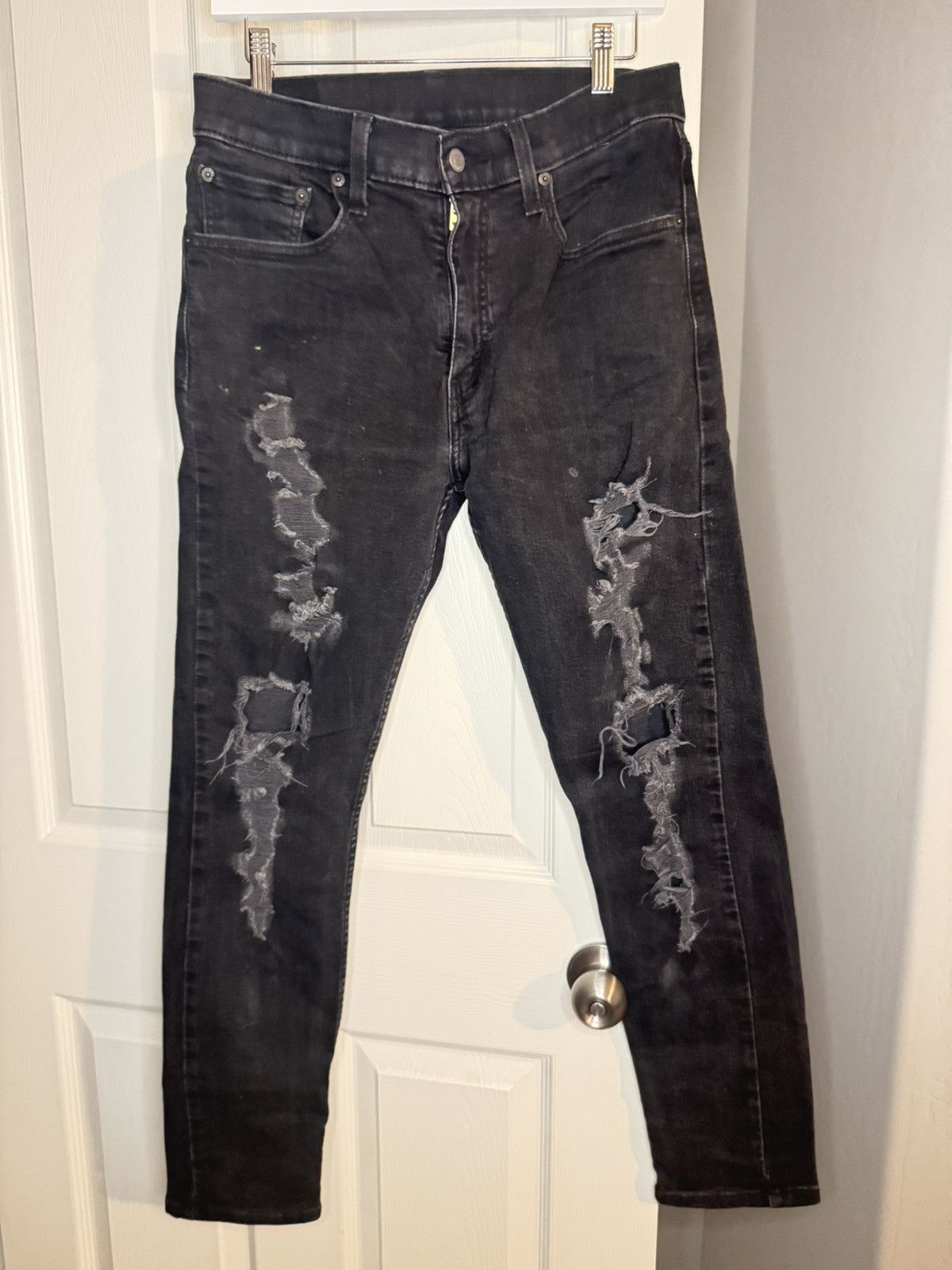 Levi's Vintage Clothing Levi's 512 Slim Fit Jeans - 31x32 (Distressed) Size US 31 - 1 Thumbnail