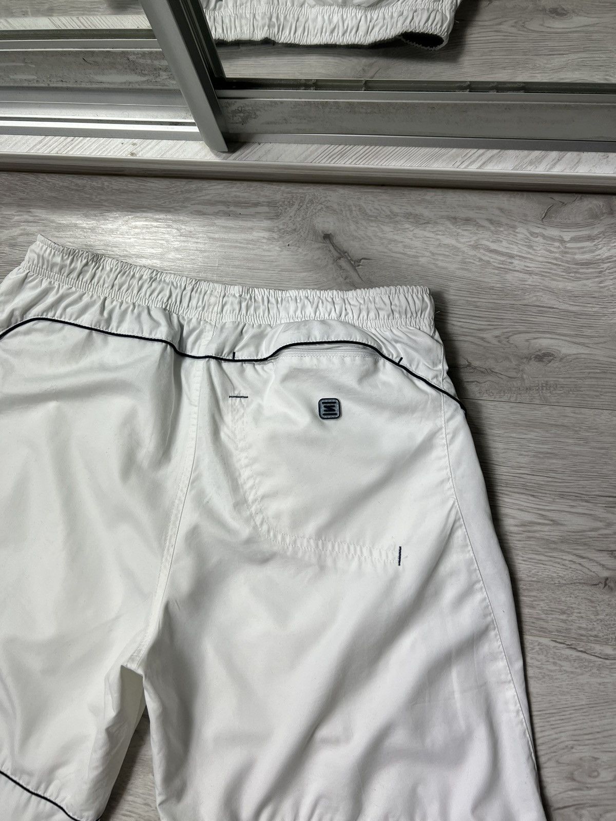 Nike × Vintage Vintage Nike Shox Big Logo White Nylon Shorts Size US 32 / EU 48 - 15 Thumbnail