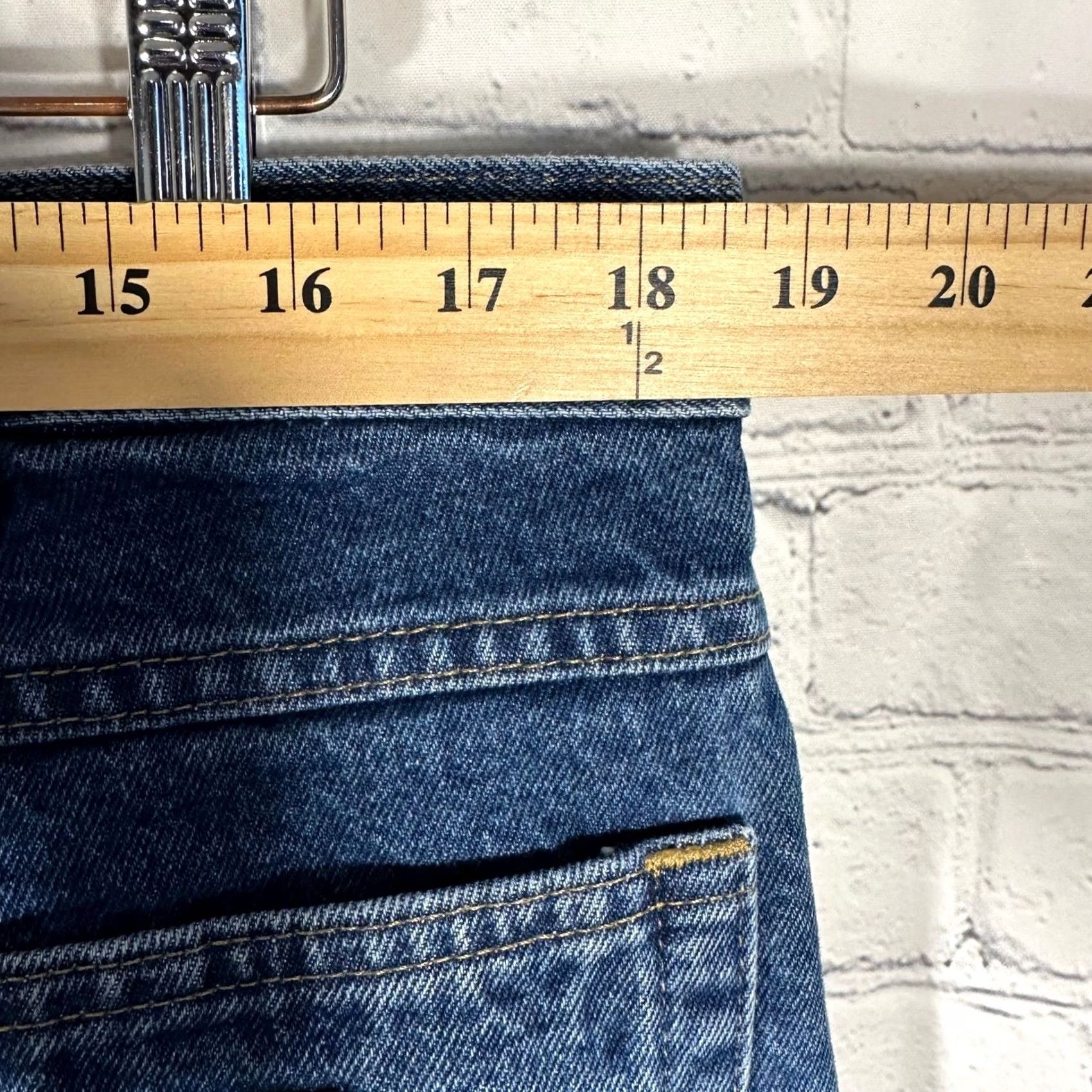 Carhartt Carhartt Mens Jeans Relaxed Fit Tapered Leg Medium Wash Blue Denim 36x28 Size US 36 / EU 52 - 6 Thumbnail