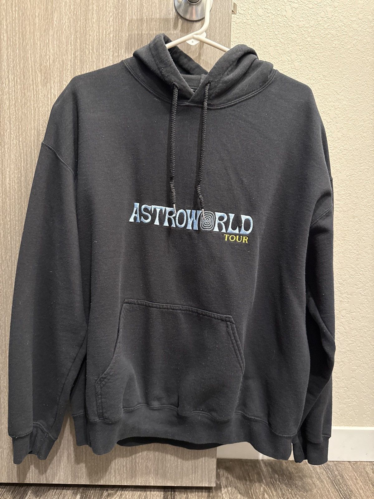 Travis Scott Astroworld Embroidered Tour Hoodie (L)