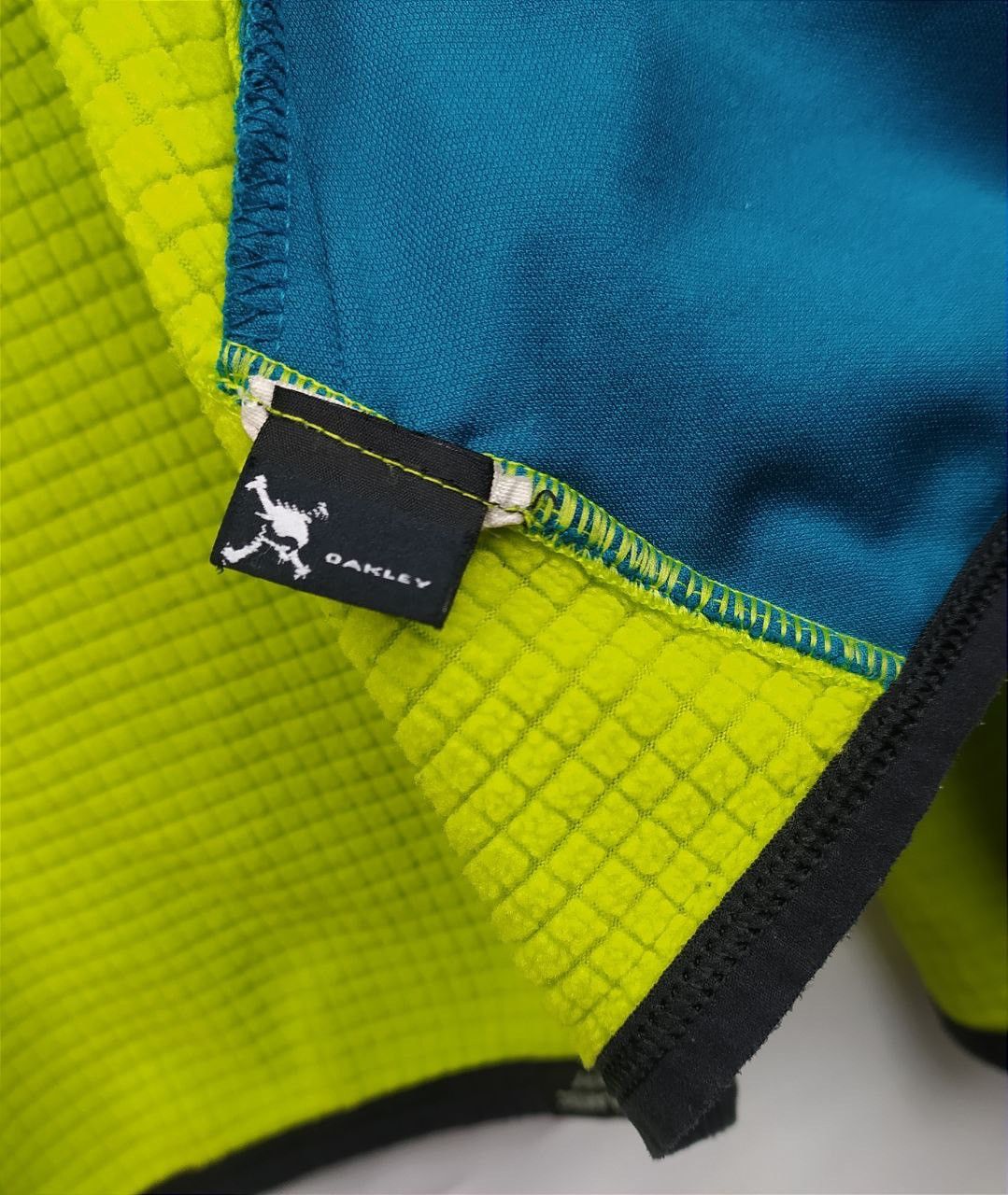 Oakley Mens Oakley Unification Power Dry jacket Polartec size L Size US L / EU 52-54 / 3 - 9 Thumbnail