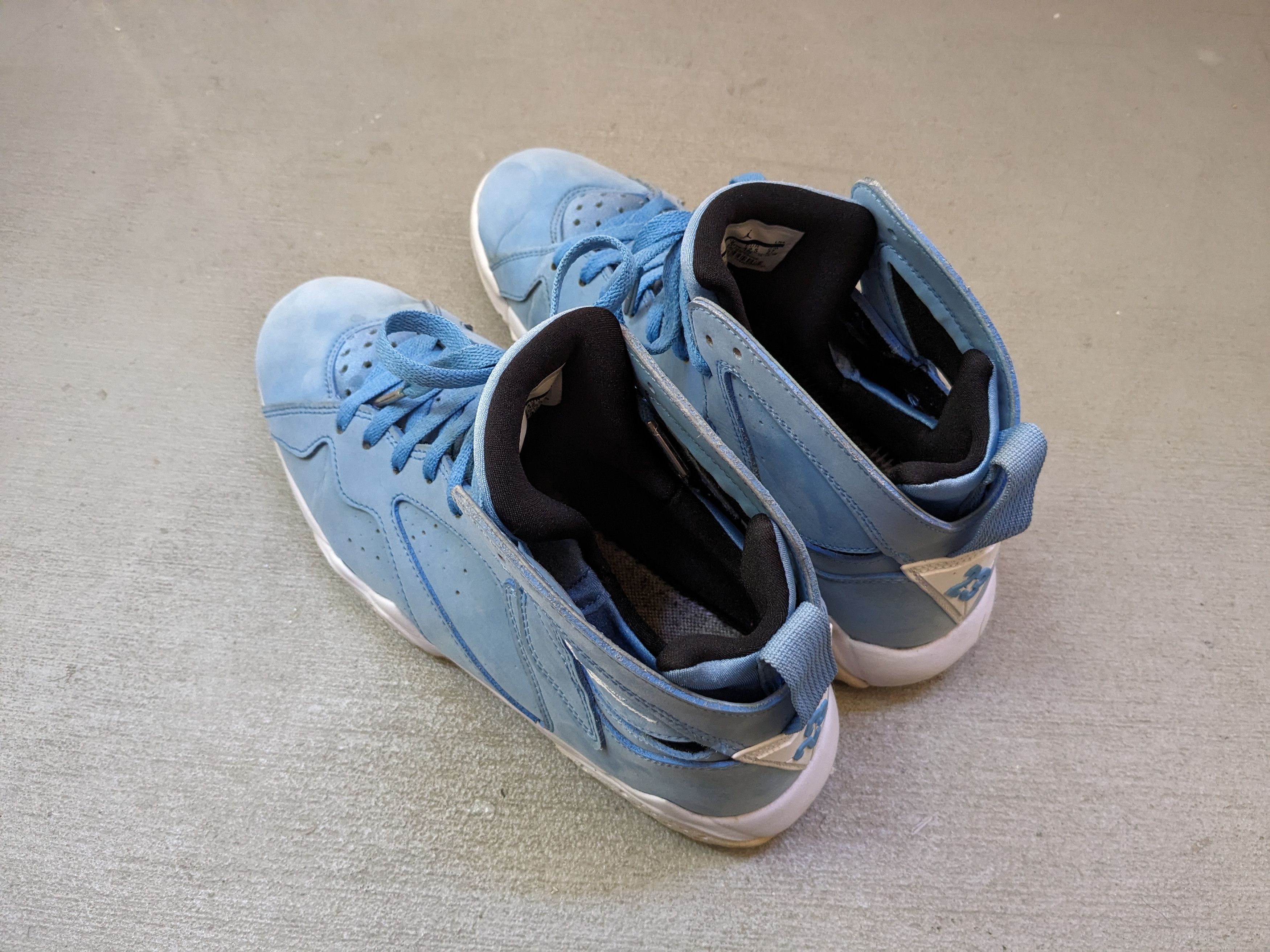 Jordan Brand Nike Air Jordan 7 Pantone Size 9 Blue White 304775-400 Size US 9 / EU 42 - 12 Thumbnail