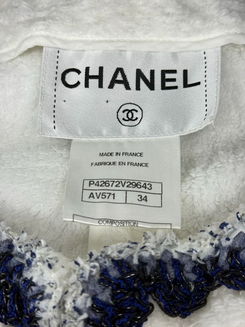Chanel Chanel White towel blue silver rolled-edge coat Size XXS / US 00 / IT 34 - 4 Thumbnail