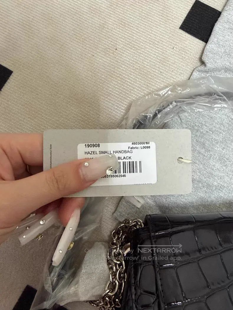 Vivienne Westwood Vivienne Westwood size OS HAZEL Saturn Logo crocodile embos Size ONE SIZE - 2 Thumbnail