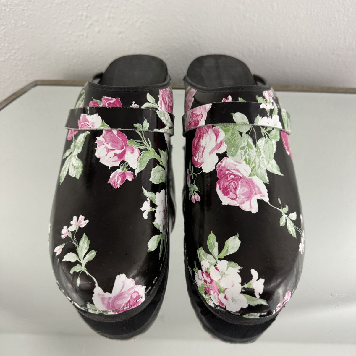 Other MOHEDA TOFFELN Black Leather Pink Rose Floral Swedish Clogs Size US 11 / IT 41 - 7 Thumbnail