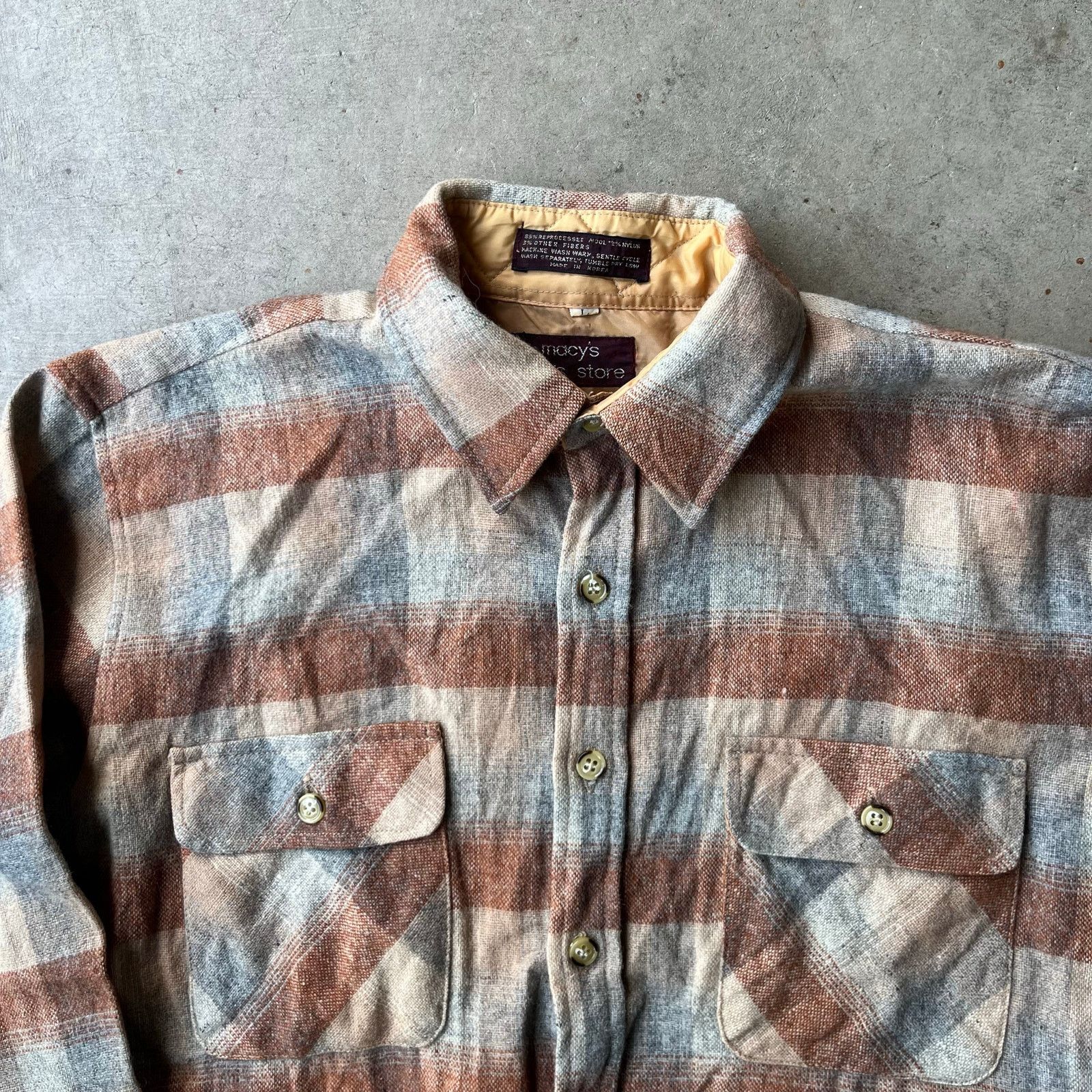 Vintage VINTAGE MACY'S WOOL BROWN SWEATER PLAID LARGE BOARD SHIRT Size US L / EU 52-54 / 3 - 1 Thumbnail