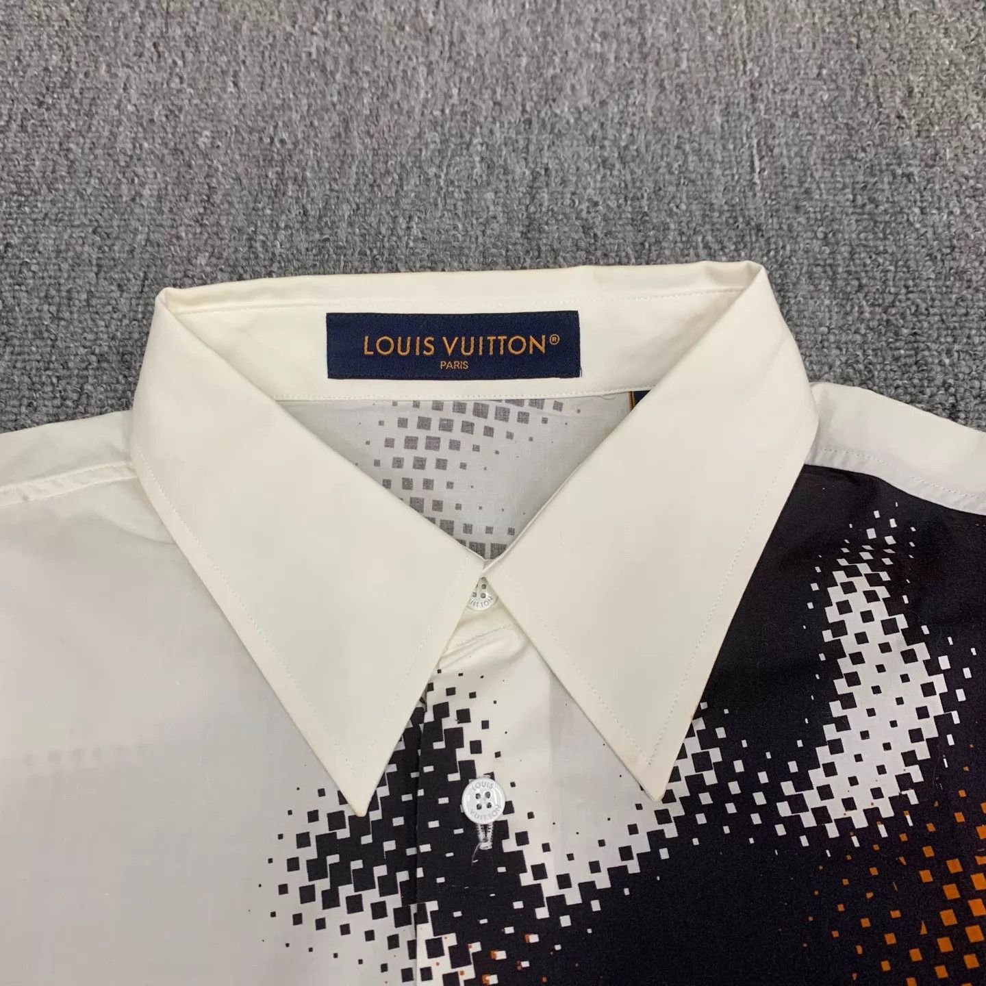 Louis Vuitton Lv White Fire Cloud Monogram Shirt Jacket XL 9New Size US XL / EU 56 / 4 - 9 Thumbnail