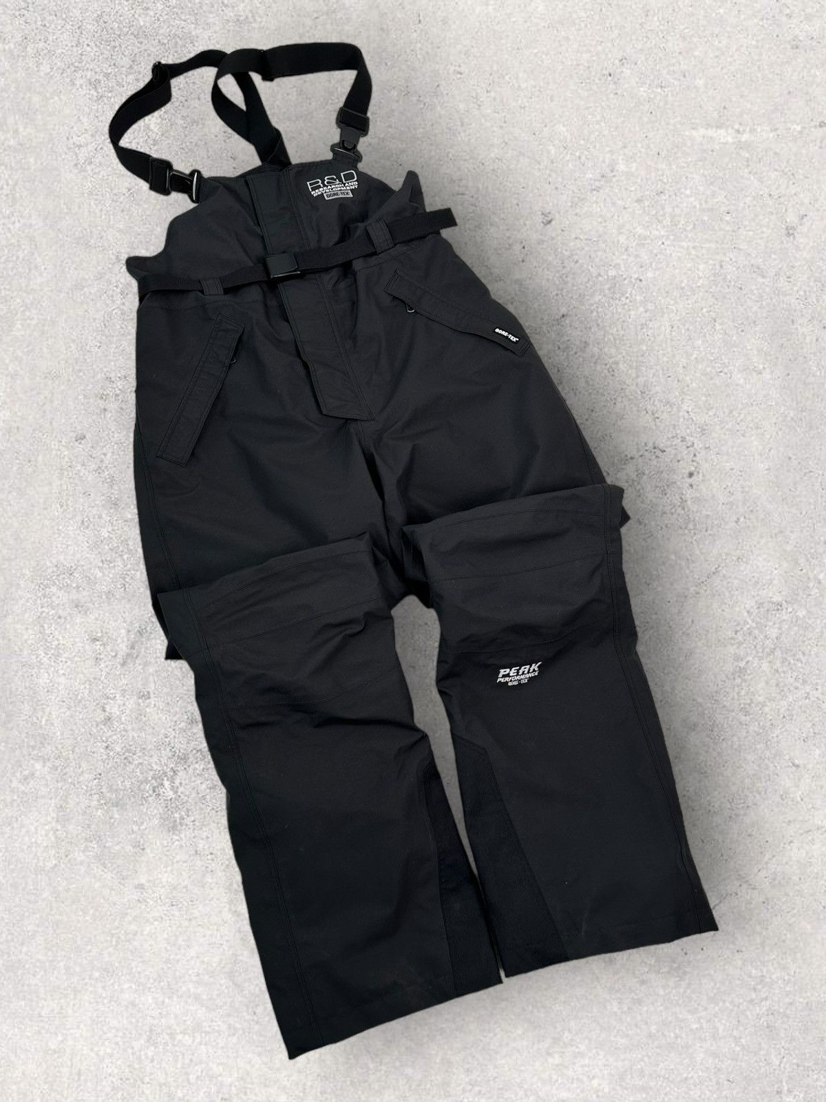 Image of Goretex x Outdoor Life Vintage 90's Peak Performance Gore-Tex Bib Snow Pants Outdoor in Black (Size