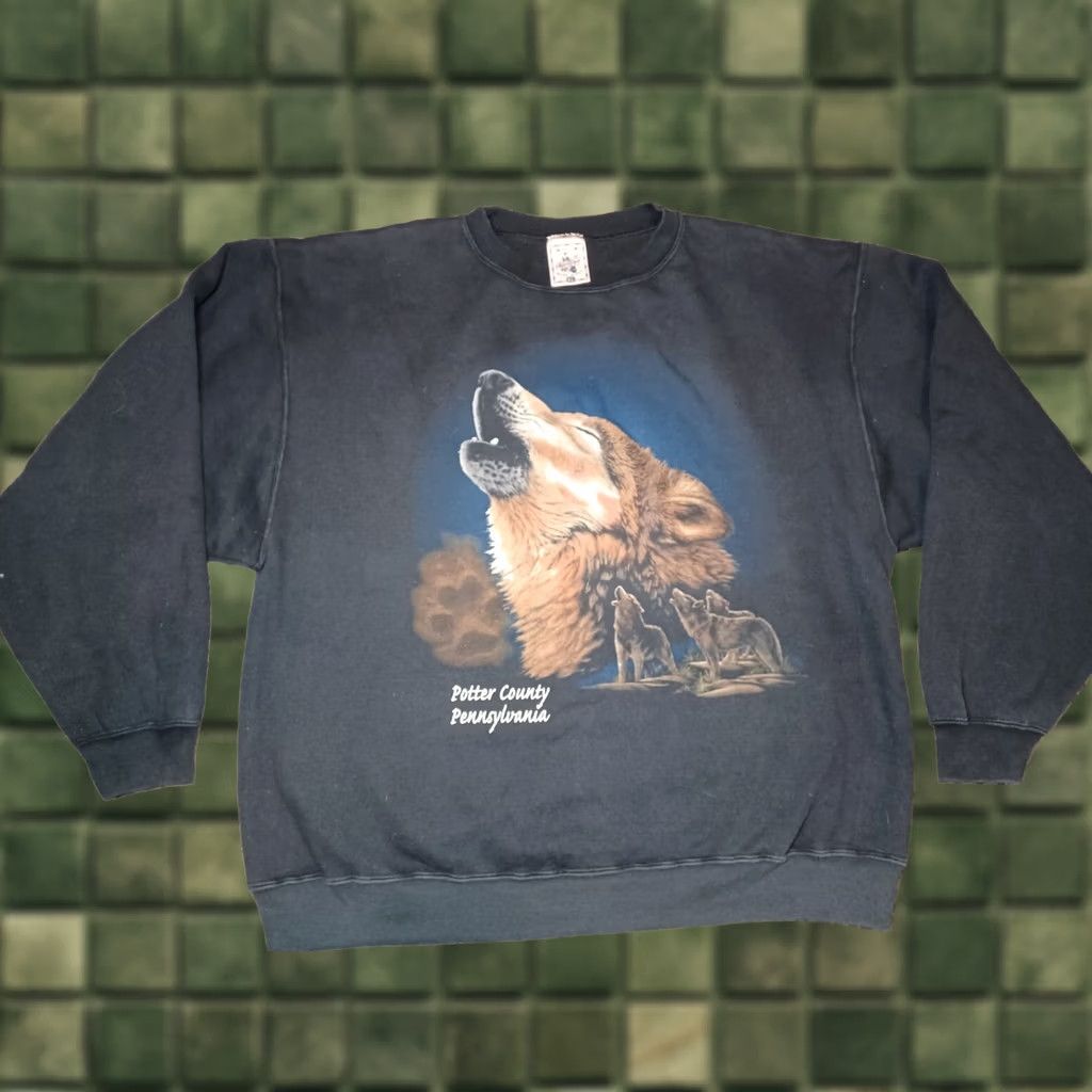 Vintage VINTAGE Wolf Pack Howling Graphic Crewneck Sweatshirt Nature Black XL Shirt Unisex Adults Men Women Size US XL / EU 56 / 4 - 1 Thumbnail