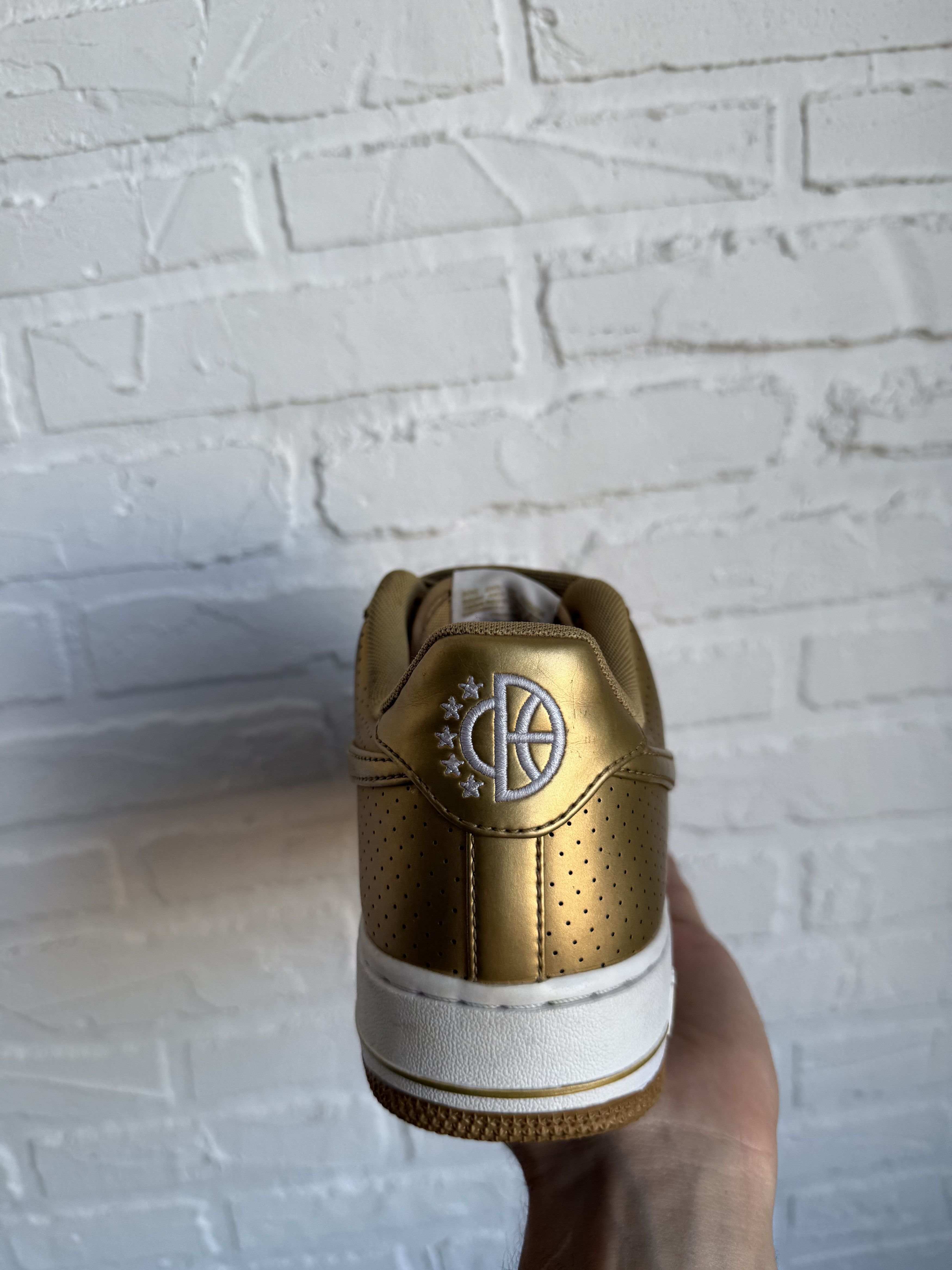 Nike Nike Air Force 1 Low '07 LV8 'Gold' sneakers Size US 7 / EU 40 - 10 Thumbnail