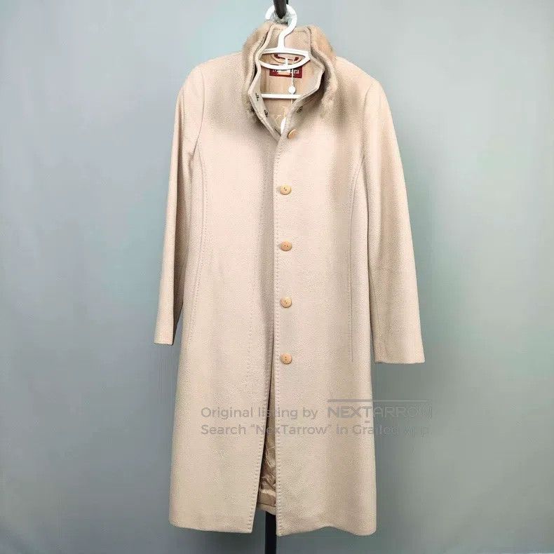 Max Mara Max Mara Mid-length Beige Coat Size M / US 6-8 / IT 42-44 - 1 Thumbnail