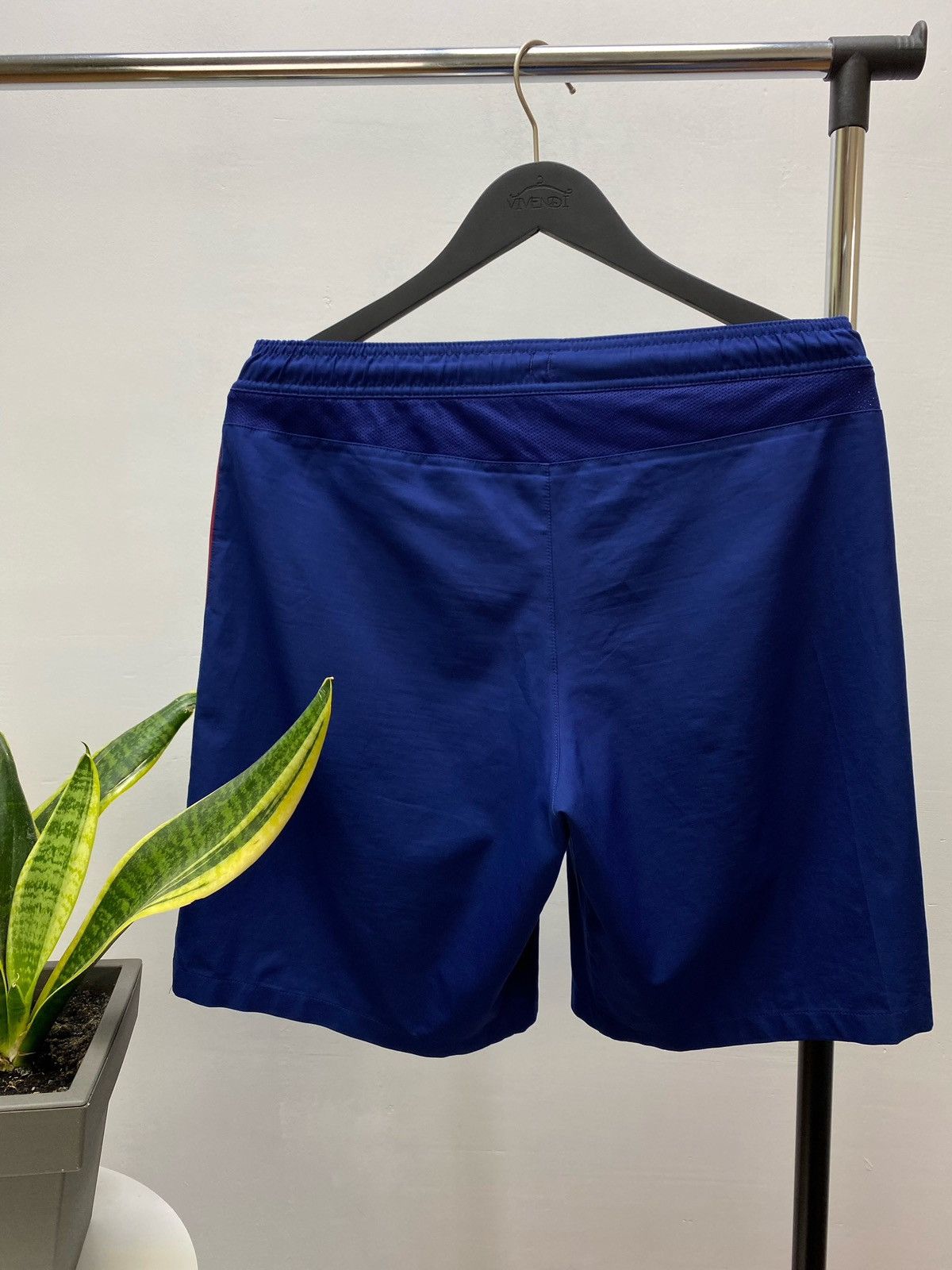 Nike 10# Messi Barcelona Nike Soccer Shorts Size US 34 / EU 50 - 14 Thumbnail