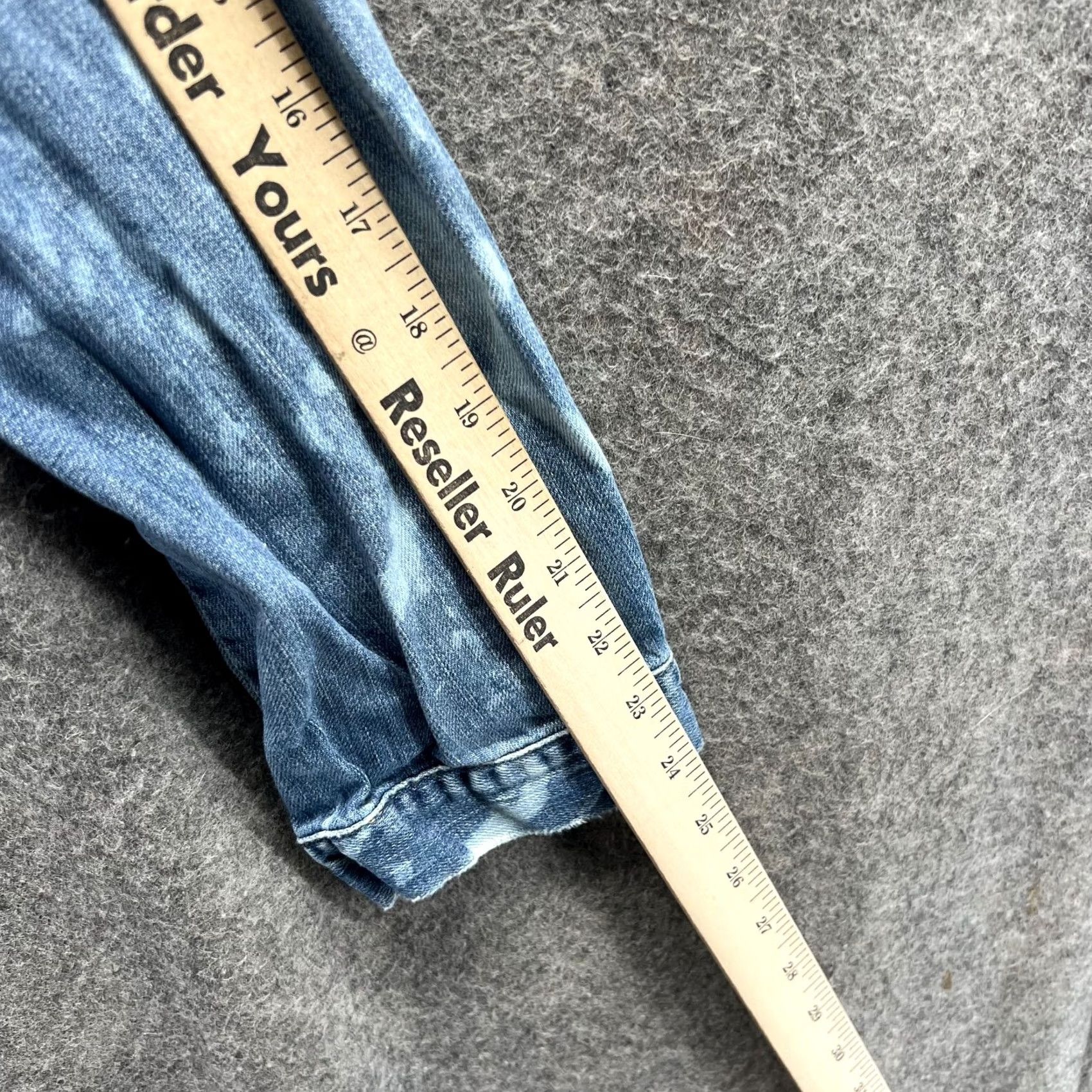 J.Crew VINTAGE J.CREW Denim Jacket Women Medium Blue Distressed Casual Jean Indigo Jacket Women M Blue Vintage motorcycle style Men's? Ladies? Size 32" / US 10 / IT 46 - 4 Thumbnail