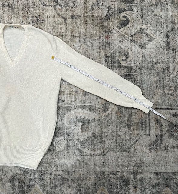 Vintage Vintage 1970s Tricton V-Neck Sweater (L) – Made in Spain Size US L / EU 52-54 / 3 - 5 Thumbnail