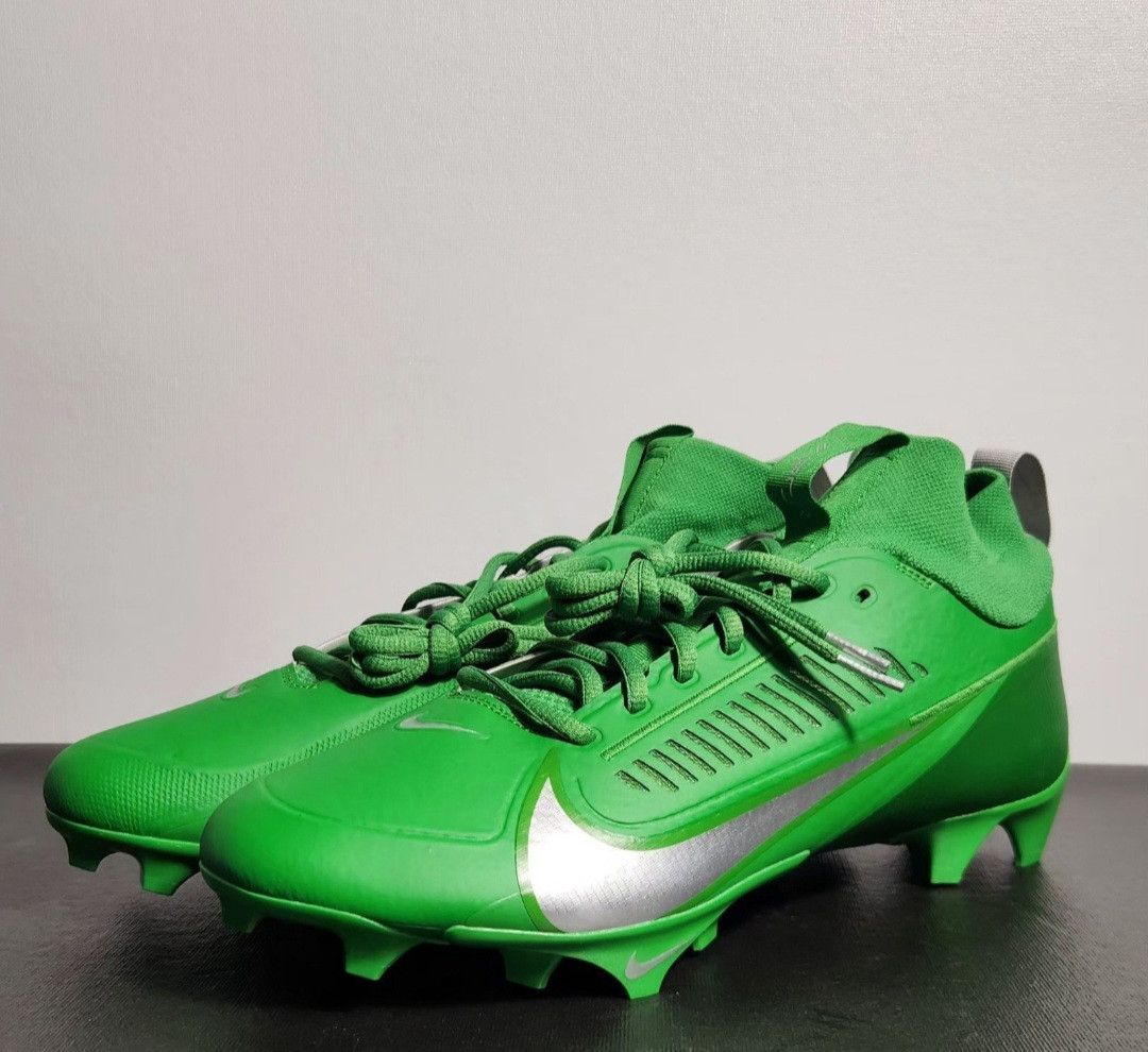 Nike Vapor Edge Pro 360 Oregon Ducks PE Football Cleats
