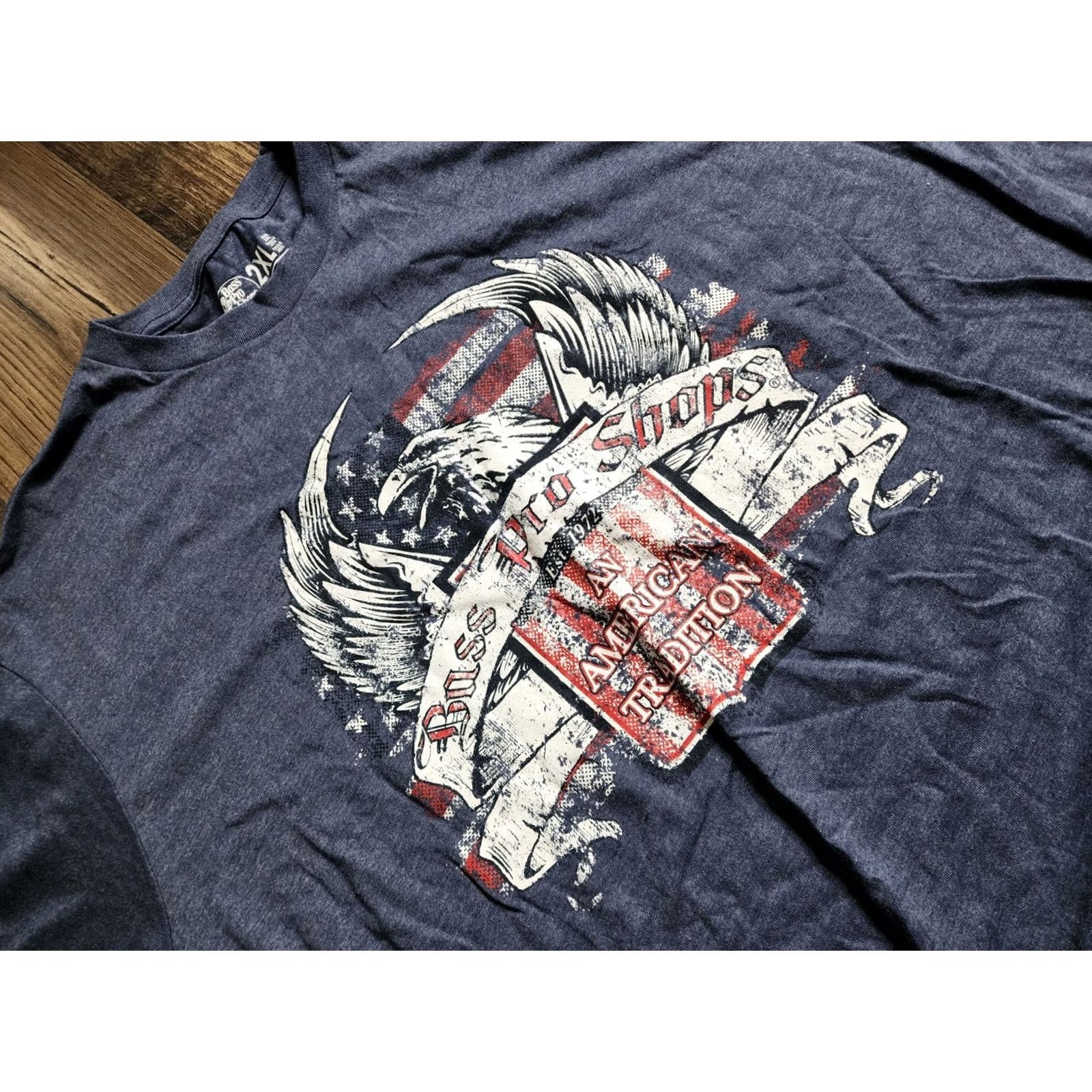 Bass Pro Shops Bass Pro Shops Mens T-Shirt 2XL Patriotic American Tradition Eagle Flag Blue Gray Boys? Size US XXL / EU 58 / 5 - 5 Thumbnail