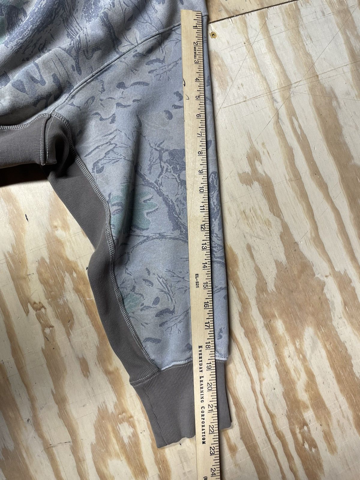 Yeezy Yeezy Season 4 Camo Hoodie Size US S / EU 44-46 / 1 - 5 Thumbnail