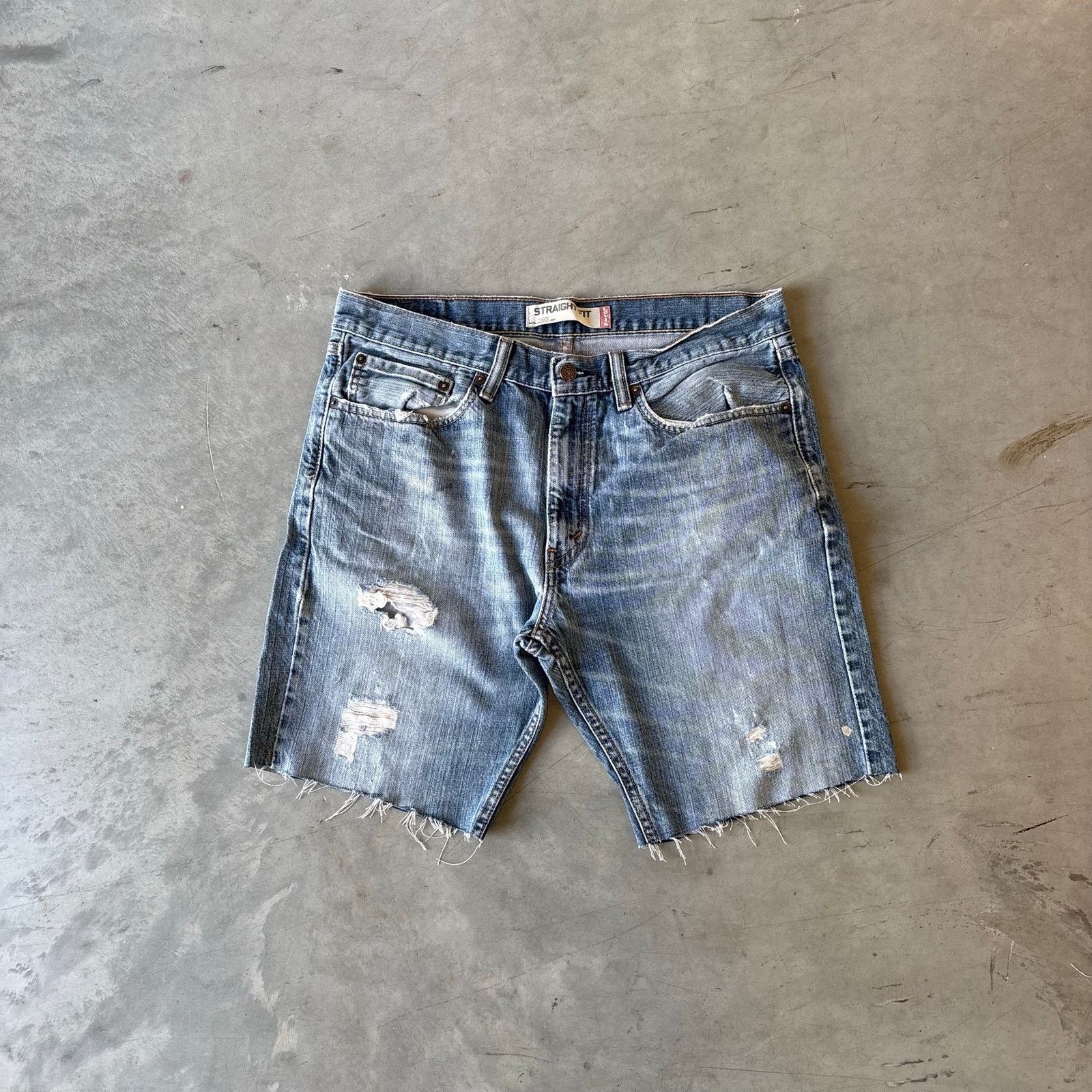 Levi's vintage faded washed distressed jean shorts Size US 34 / EU 50 - 1 Thumbnail