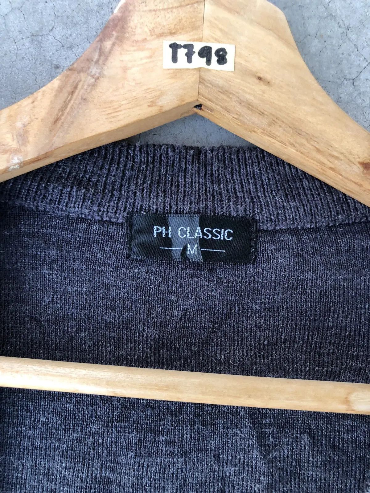 Aran Isles Knitwear × Designer Grey V-Neck Sweater Vest Cardigan With Pocket Size US M / EU 48-50 / 2 - 6 Thumbnail