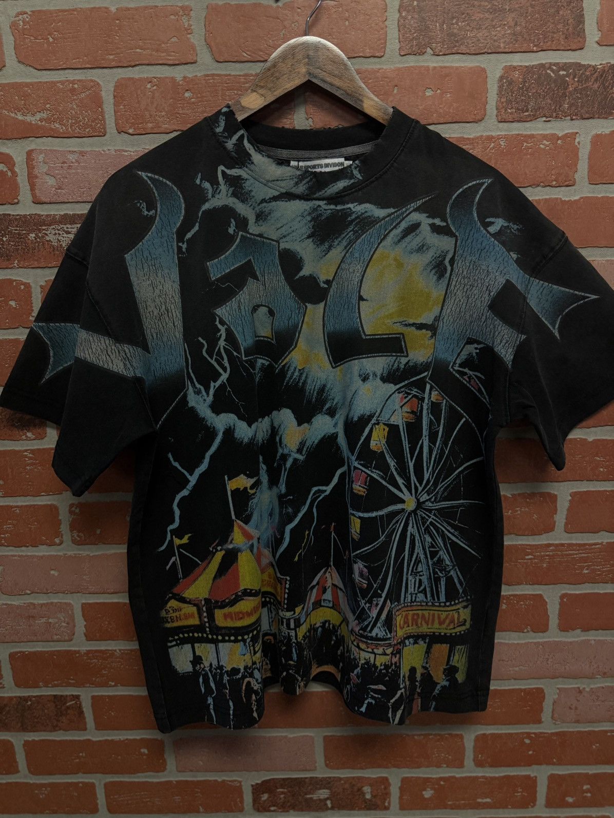 Vale Vale Valley Carnival Tee Shirt Size Medium (NEW) Size US M / EU 48-50 / 2 - 1 Thumbnail