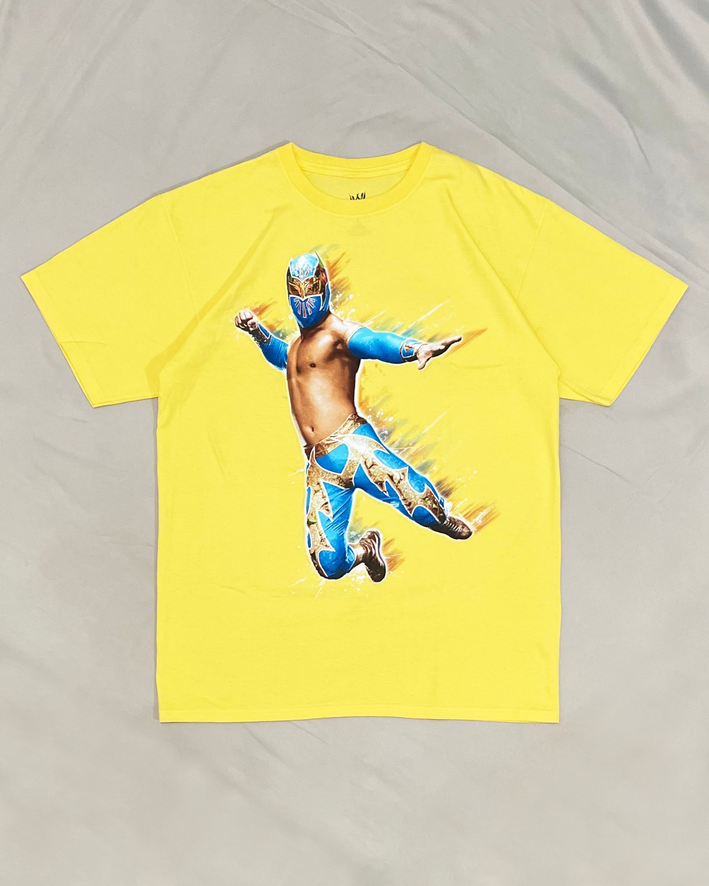 WWE WWE Wrestling (Sin Cara) Tshirt Copyright 2011 Size US L / EU 52-54 / 3 - 1 Thumbnail