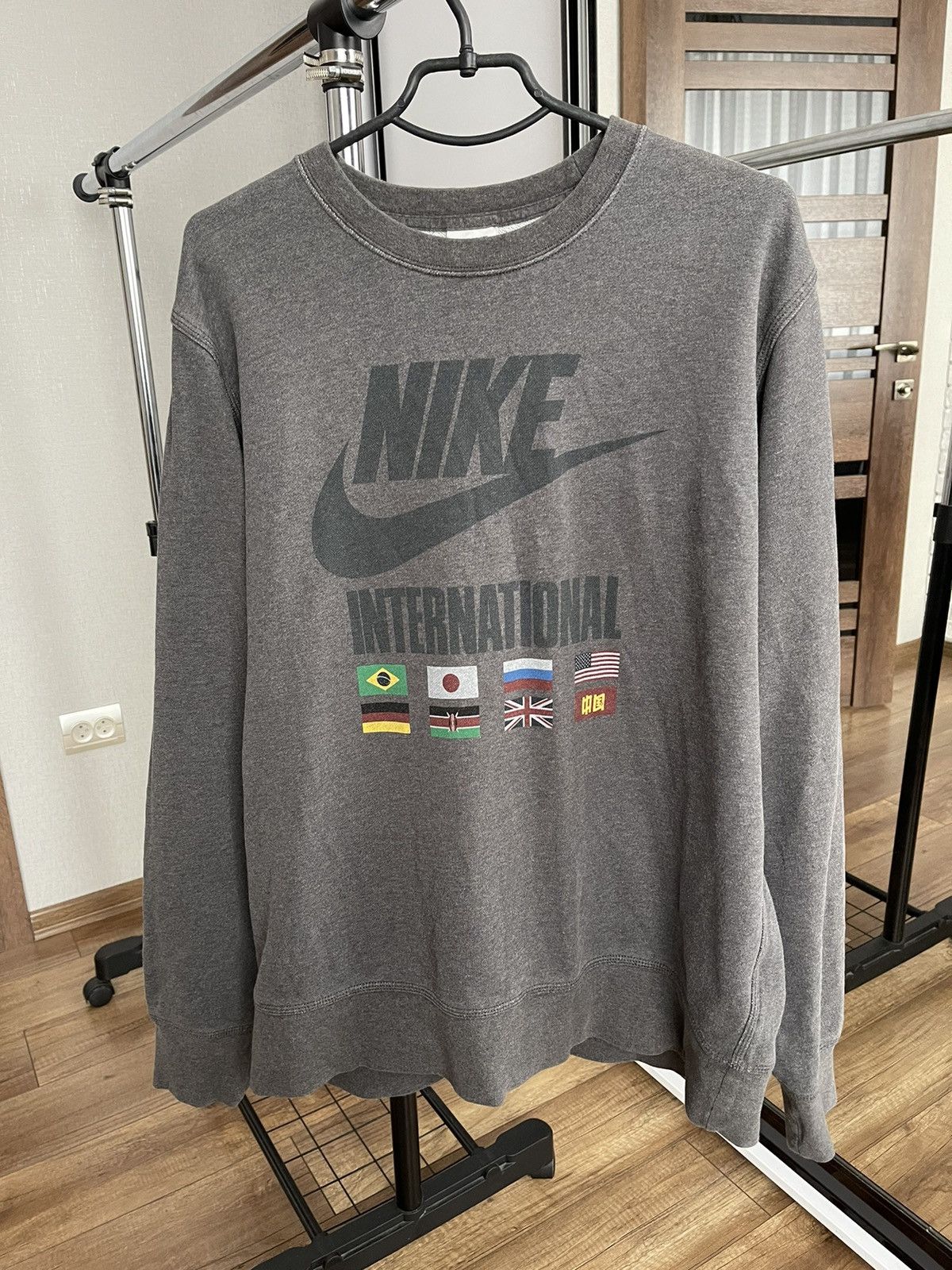 Other Nike Vintage International Track Field Sweatshirt Crewneck Size US XL / EU 56 / 4 - 2 Thumbnail