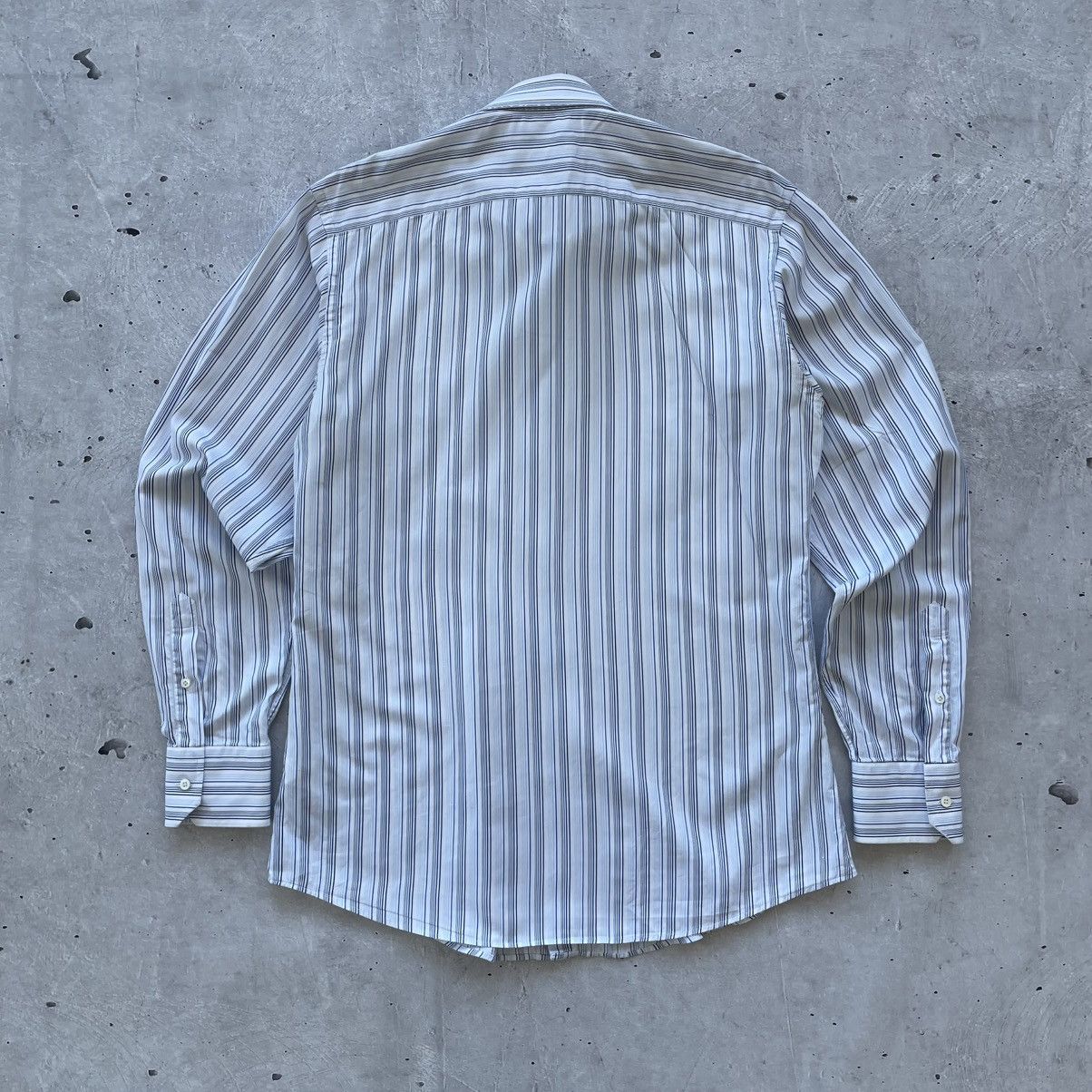 Designer × Gucci Vintage Gucci Men’s Shirt White With Blue Stripes Size L Size US L / EU 52-54 / 3 - 6 Thumbnail