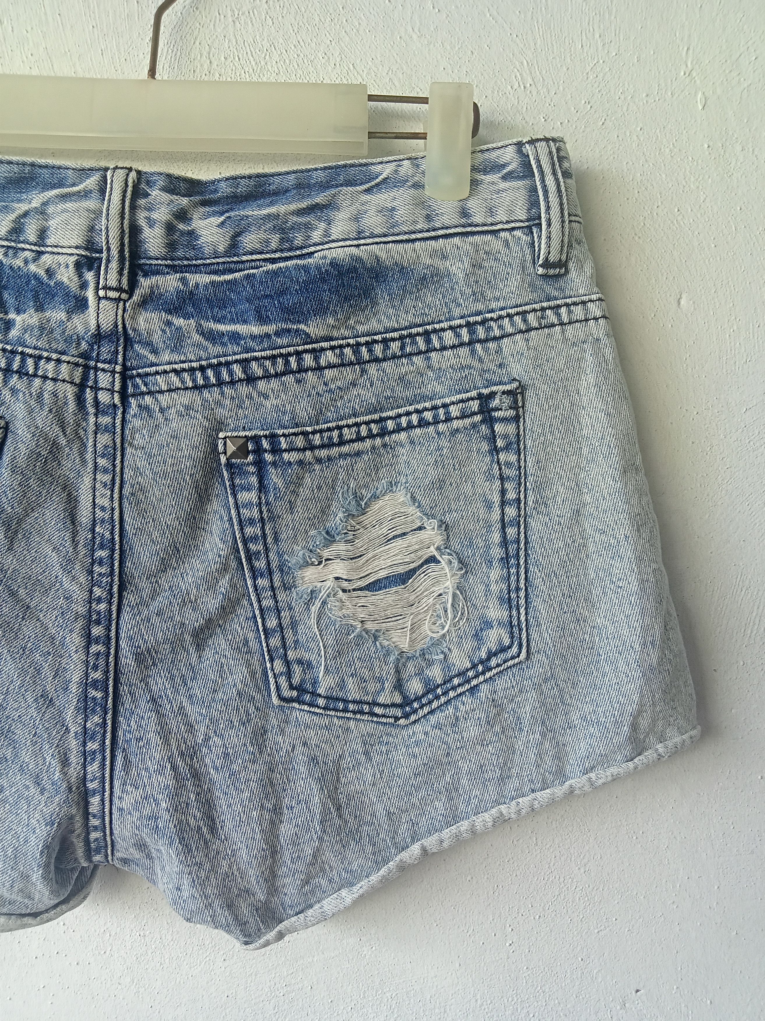 Japanese Brand Japanese Studbutton Distressed Ripped Short Denim Size 29" - 5 Thumbnail
