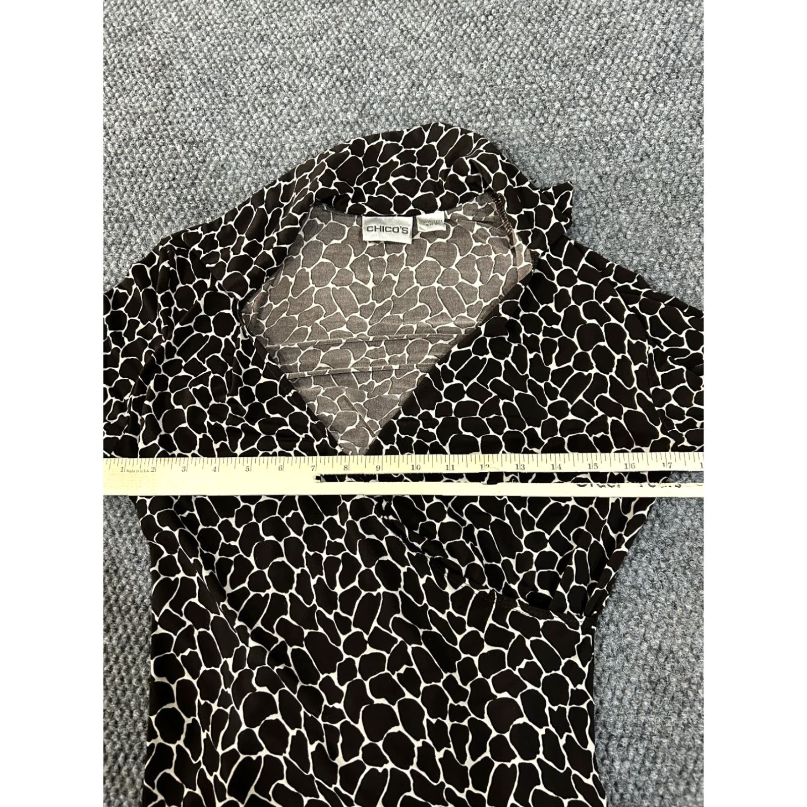 Vintage Chicos Blouse Shirt Womens 0 Brown Animal Print V-Neck Tie Pullover Knit Polyester Spandex Casual Long Sleeve Regular Stretch Size XS / US 0-2 / IT 36-38 - 5 Thumbnail