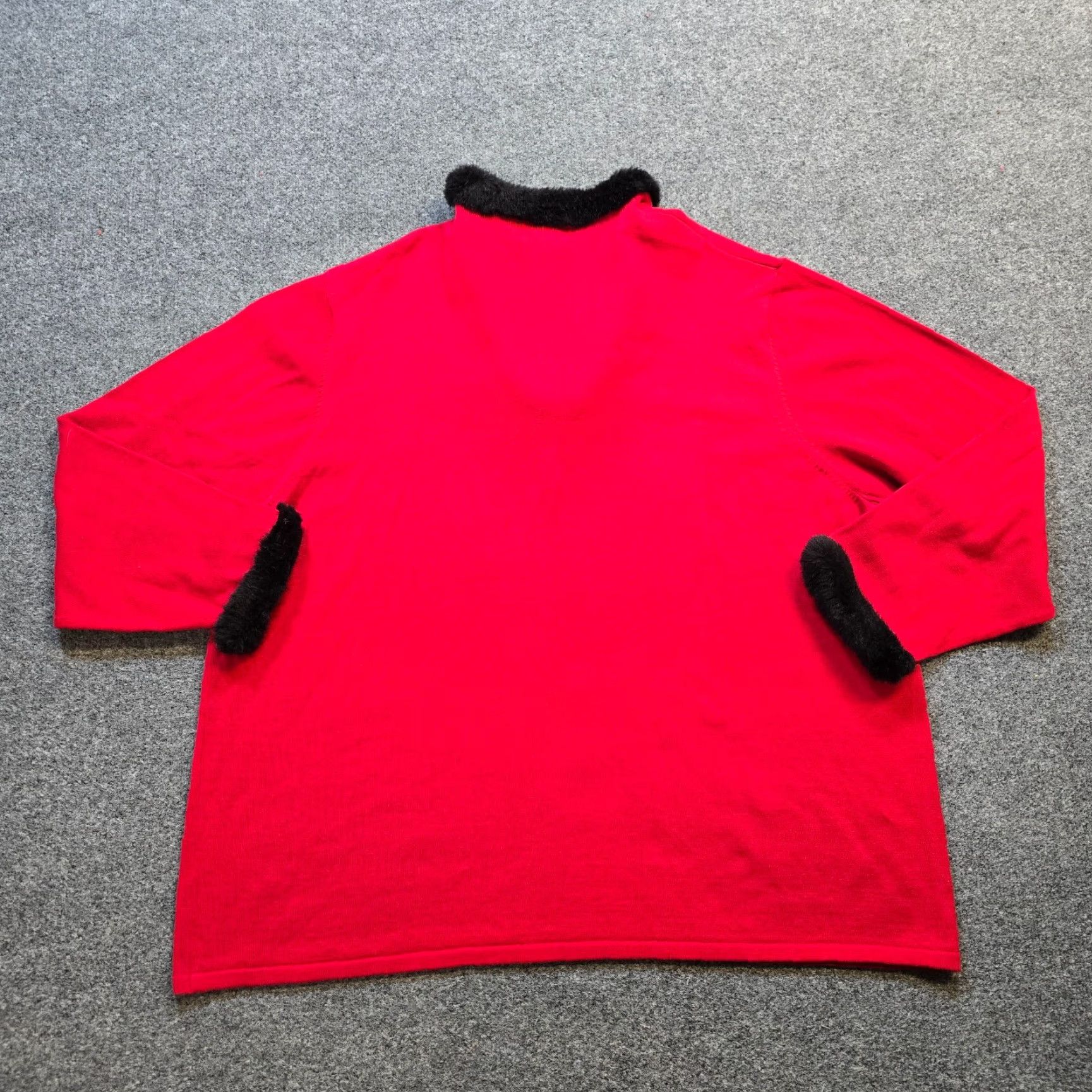 Quacker Factory Quacker Factory Sweater Women 3X Red V-Neck Pullover Rhinestone Faux Fur Trim Holiday Party Knit Lightweight Size XXL / US 16-18 / IT 52-54 - 7 Thumbnail