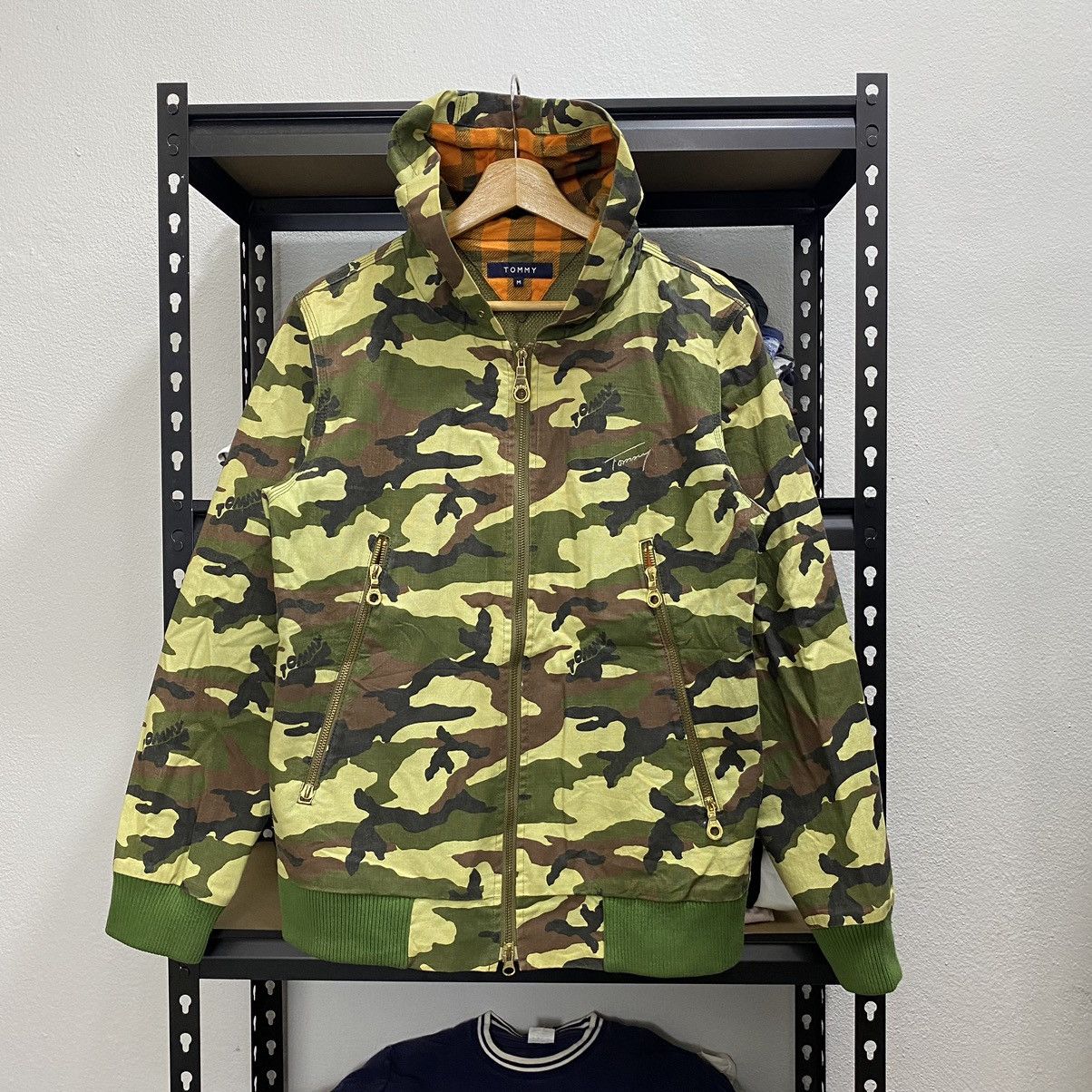 Tommy Hilfiger × Vintage Jacket Tommy Hilfiger Army Green Full Zip Size US M / EU 48-50 / 2 - 1 Thumbnail