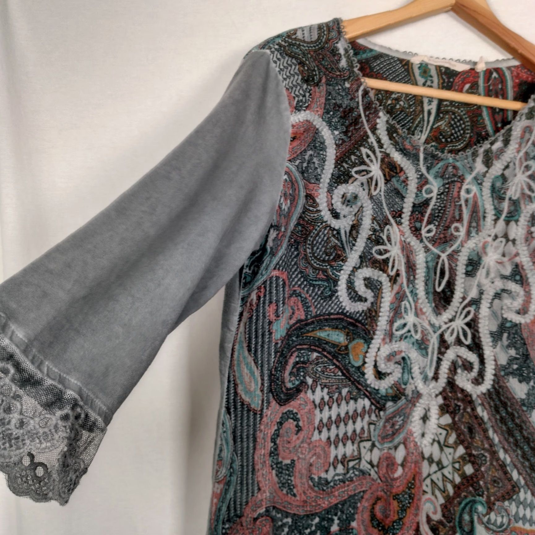Soft Surroundings SOFT SURROUNDINGS Tunic Top Shirt Women Small Gray Paisley Embroidered Lace Trim Bohemian Size S / US 4 / IT 40 - 7 Thumbnail
