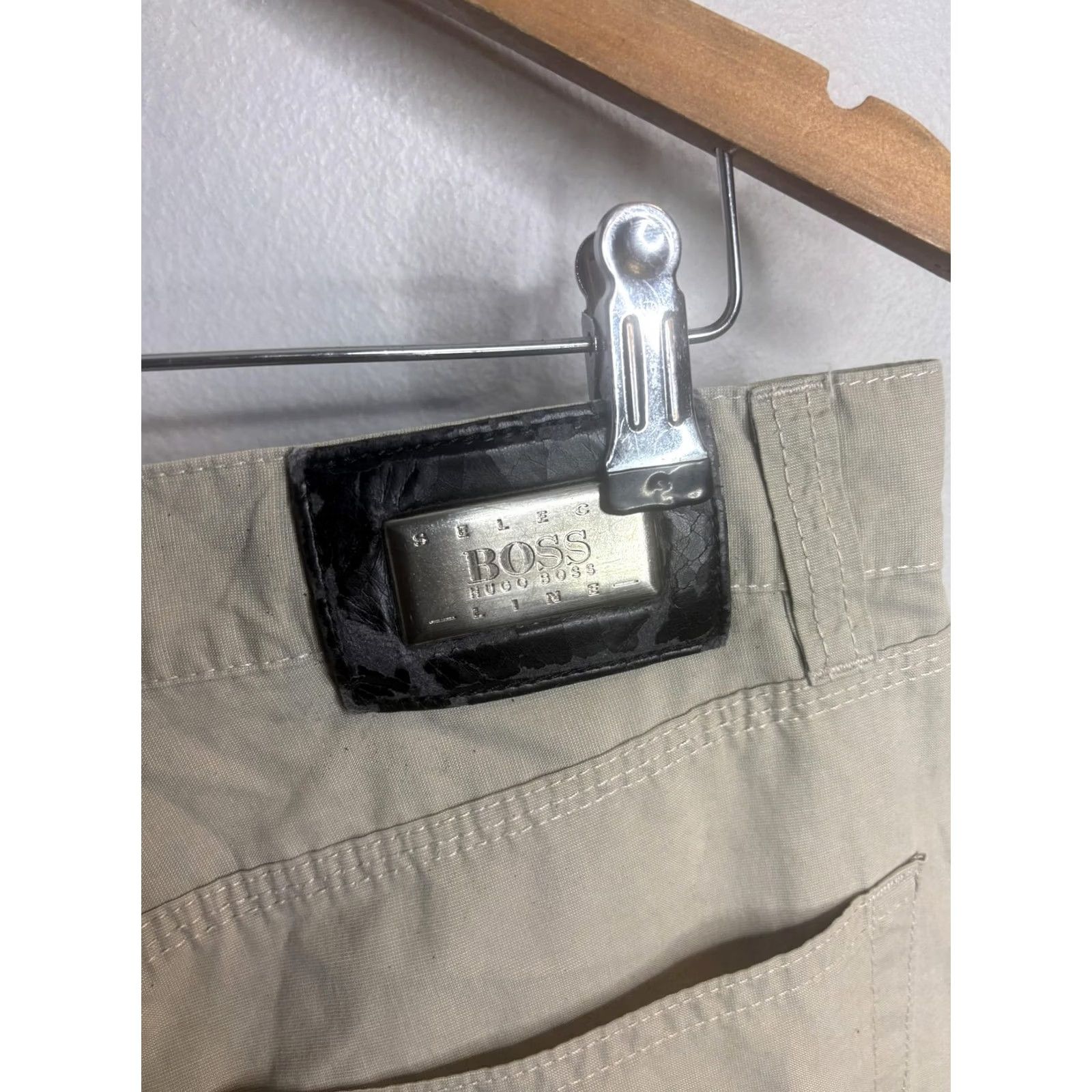 Hugo Boss HUGO BOSS Jeans Mens 36x34 Khaki Alabama 5-Pocket Cotton Straight 34in Beige/ tan Made in Italy Size US 36 / EU 52 - 5 Thumbnail