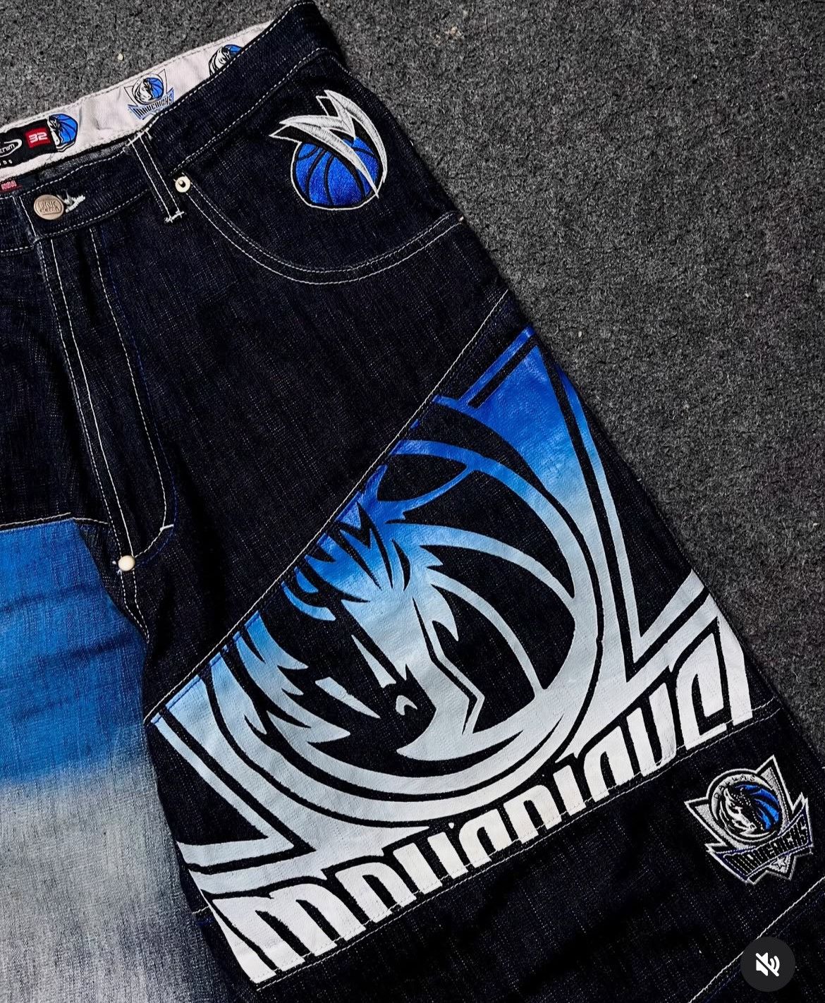 Japanese Brand × NBA × Vintage 00’S JORTS PANTS NBA UNK DALLAS MAVERICKS Size US 32 / EU 48 - 10 Thumbnail