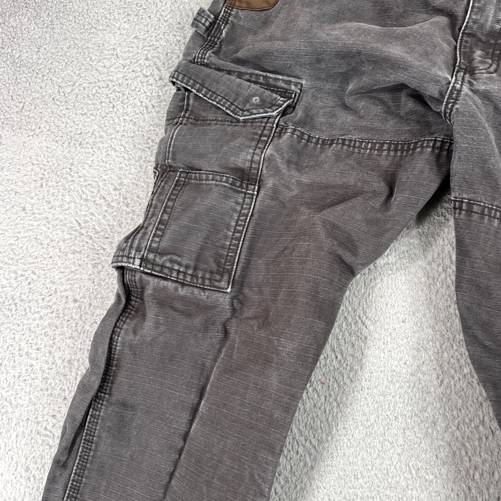 Wrangler Wrangler RIGGS Workwear Cargo Pant Mens 36X32 Black Ripstop Straight Pockets Workwear Jeans Brown? Size US 36 / EU 52 - 7 Thumbnail