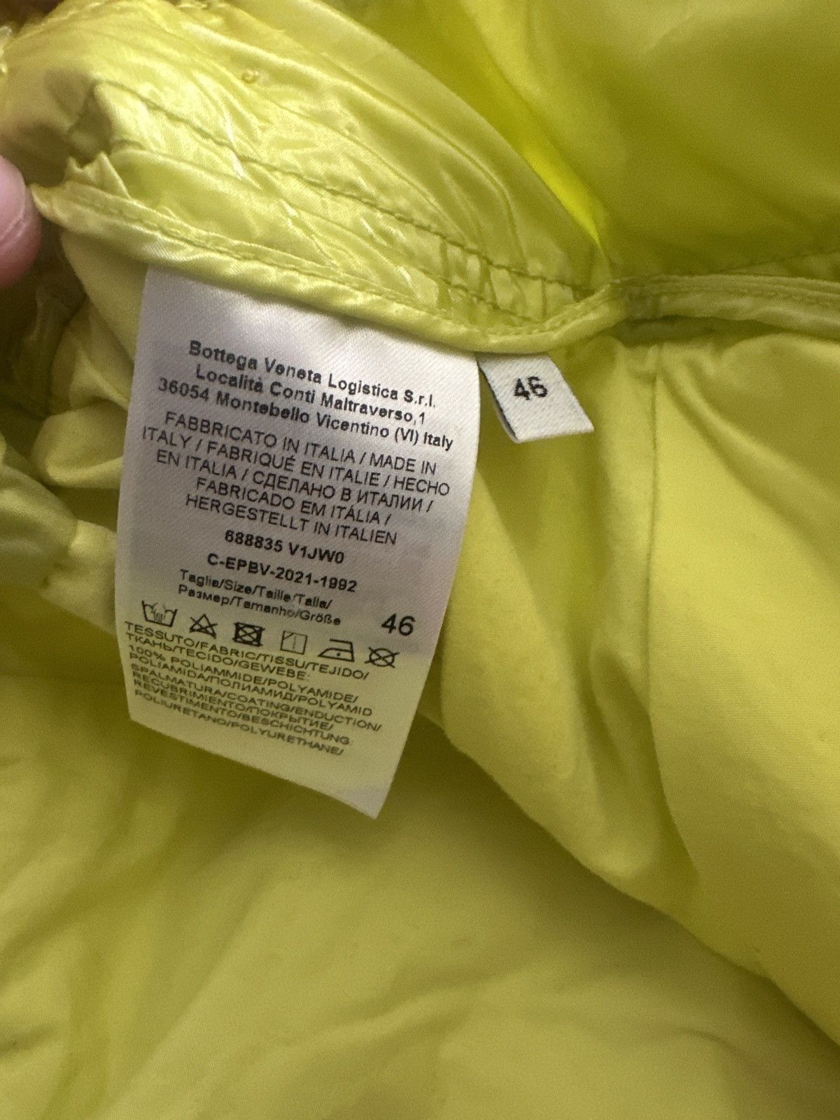 Bottega Veneta Multi Zip Cargo Pants in Acid Yellow Size US 30 / EU 46 - 24 Thumbnail