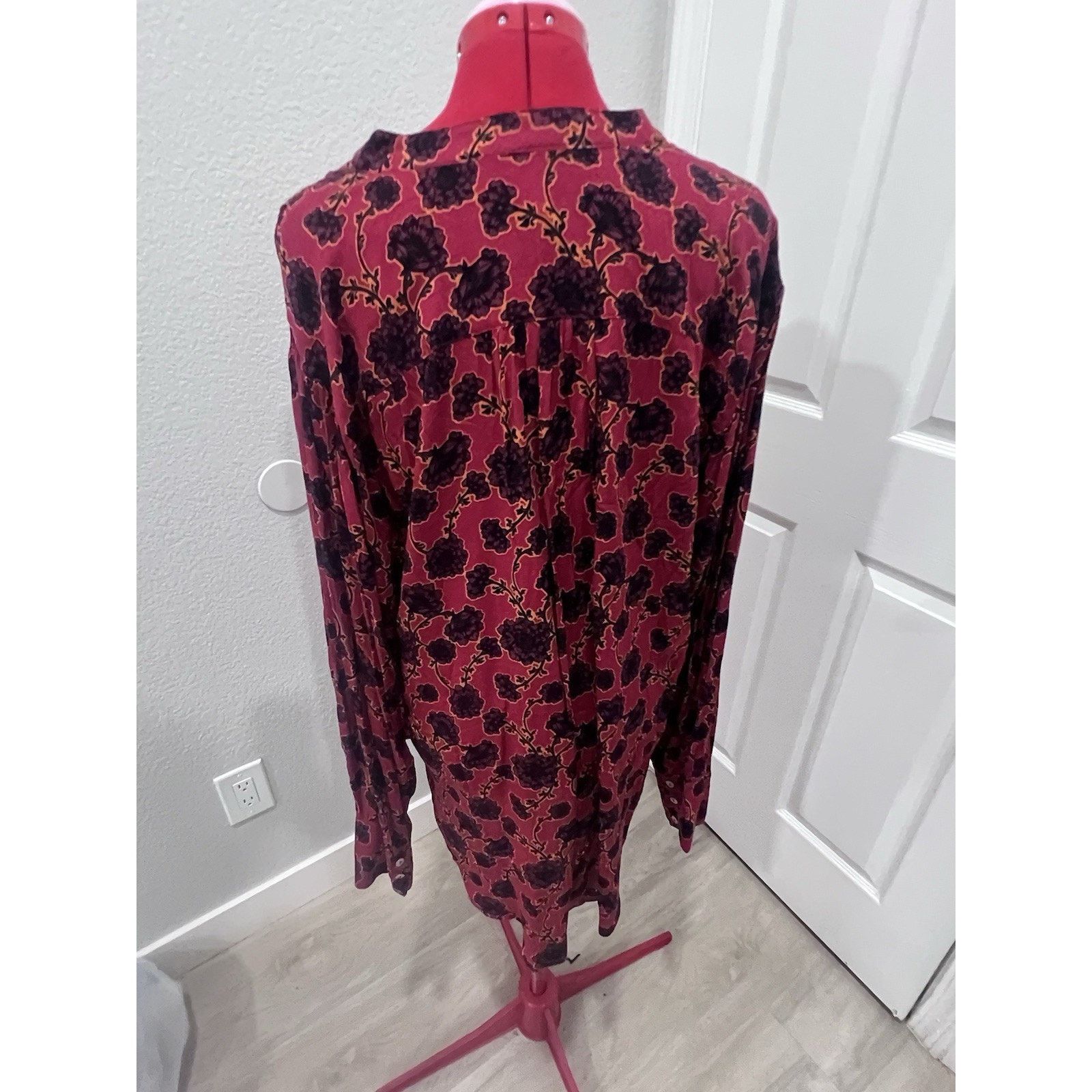 Free People Free People Mia Red Floral Print Tie Neck Boho blouse Size M / US 6-8 / IT 42-44 - 10 Thumbnail