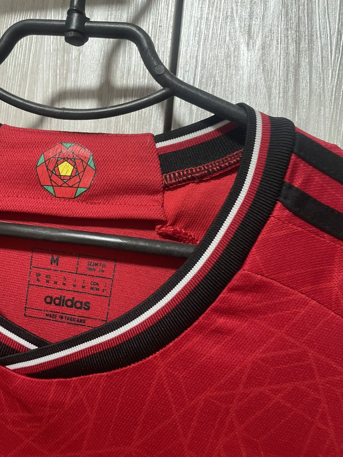 Adidas Adidas Manchester United 2023/2024 Football Soccer Jersey Size US M / EU 48-50 / 2 - 8 Thumbnail