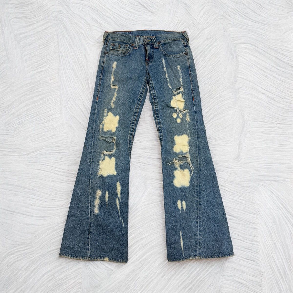 True Religion Vintage Flared TRUE RELIGION Distressed Acid Wash Denim Size US 31 - 1 Thumbnail