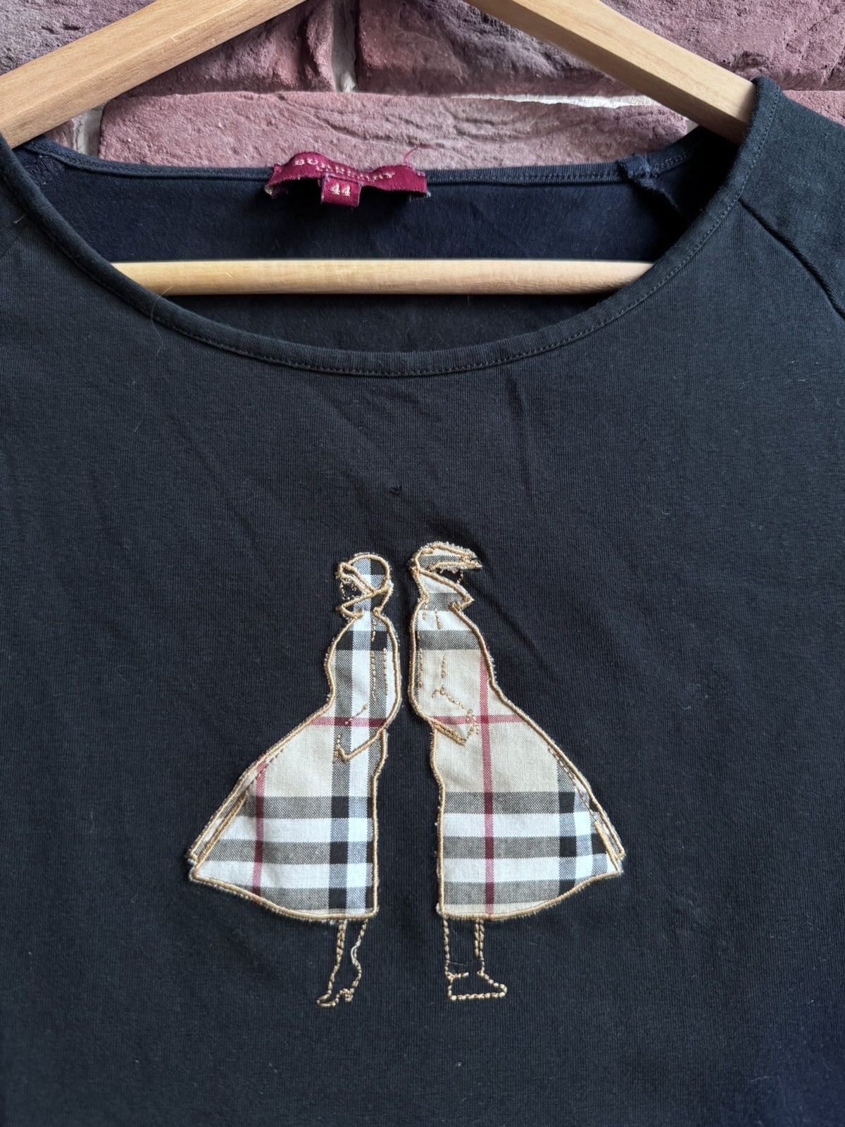Burberry Vintage Burberry London Nova Check Luxury Brand Tshirt Size M / US 6-8 / IT 42-44 - 2 Thumbnail