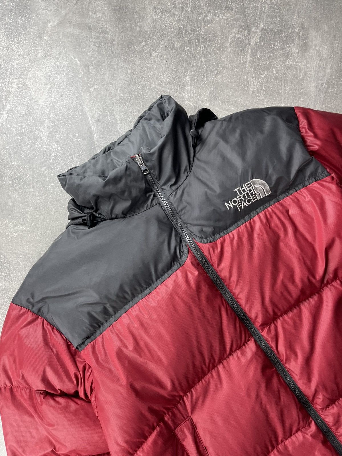 The North Face The North Face 700 Goose Down Puffer Nylon Jacket Red Black Size US L / EU 52-54 / 3 - 5 Thumbnail