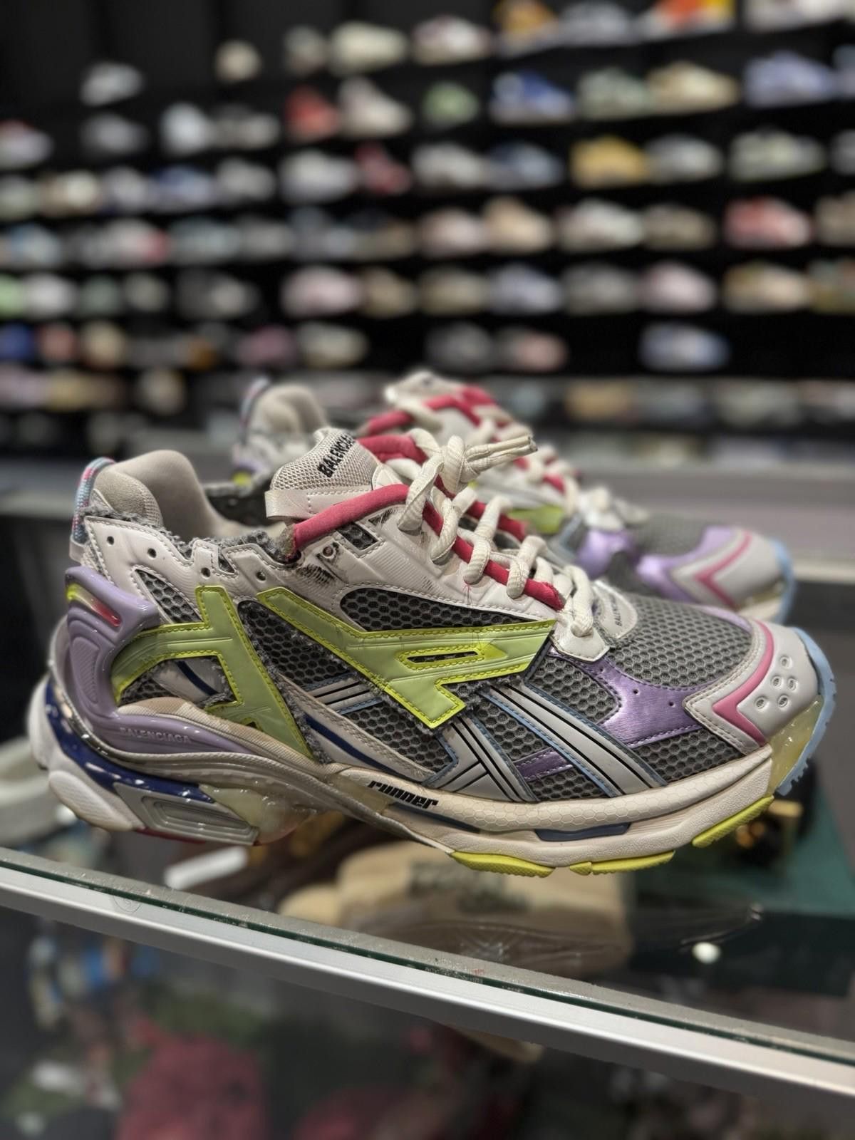 Balenciaga Balenciaga Runner Multicolor Mesh Sneakers $1150 47EU/14US Size US 14 / EU 47 - 4 Thumbnail
