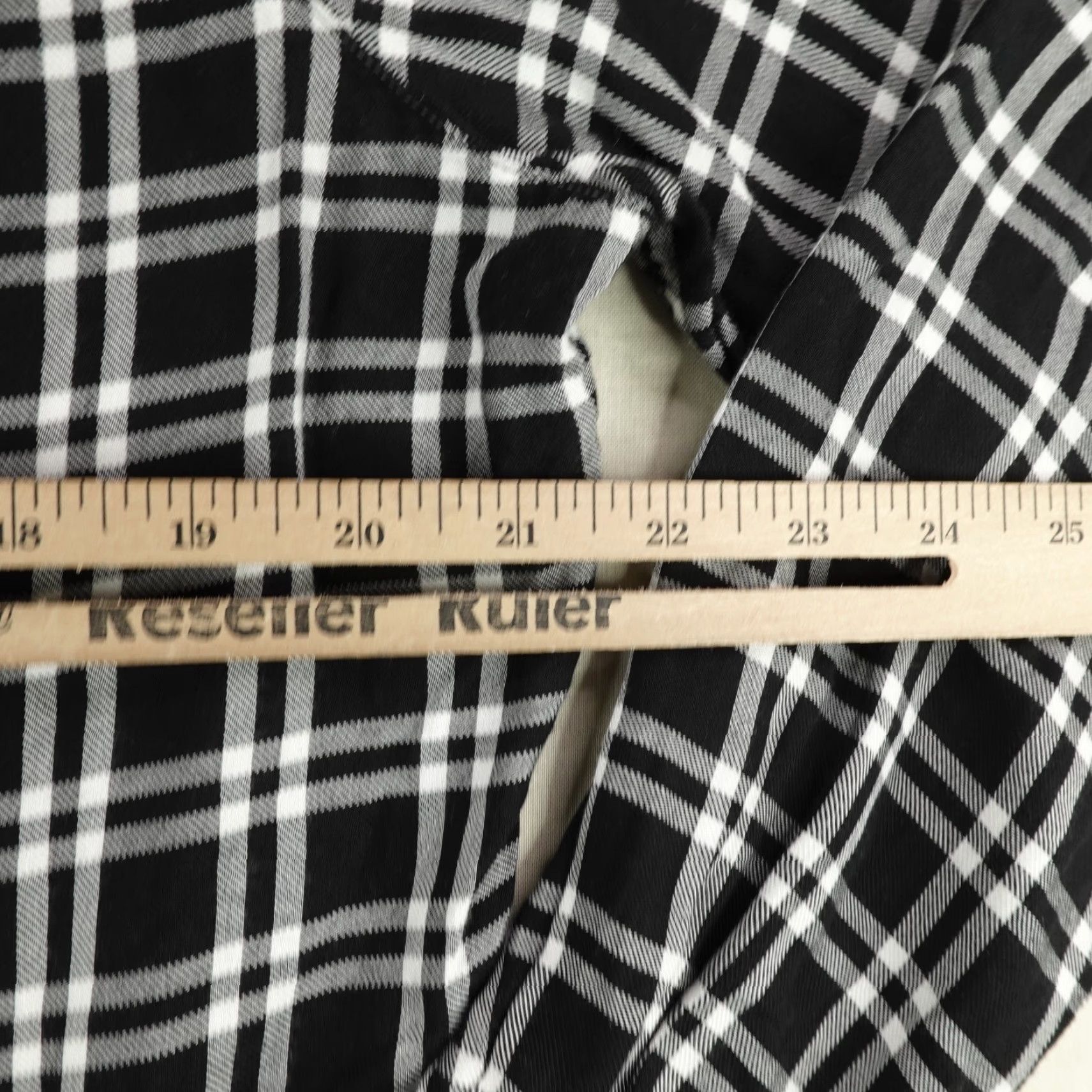 Frank & Eileen VINTAGE Frank & Eileen Shirt Womens Small Black White Plaid Relaxed Modal Button Up Top Size S / US 4 / IT 40 - 7 Thumbnail