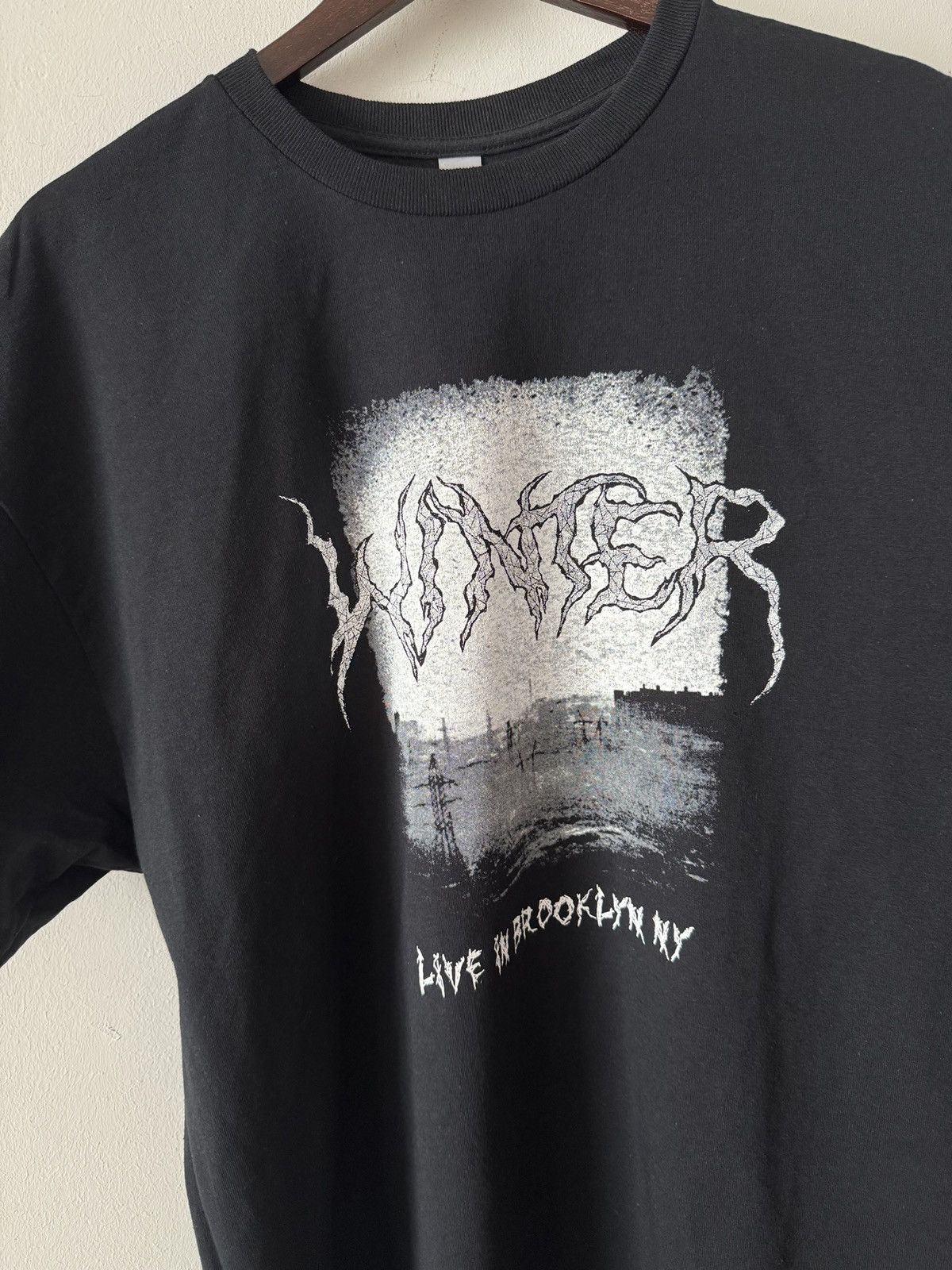 Band Tees 🔥🔥 Winter “Live in Brooklyn NY” Black Cotton T-Shirt Size US XL / EU 56 / 4 - 3 Thumbnail