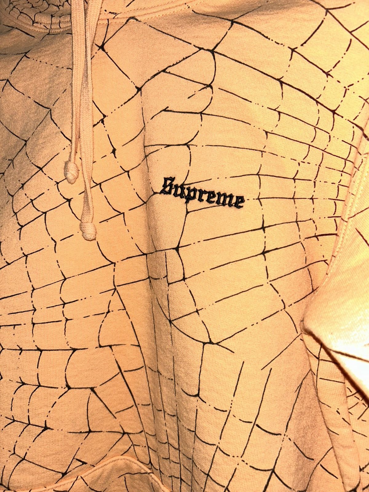 Supreme Supreme Spiderweb Hooded Sweatshirt Peach FW16 size Medium Size US M / EU 48-50 / 2 - 2 Thumbnail