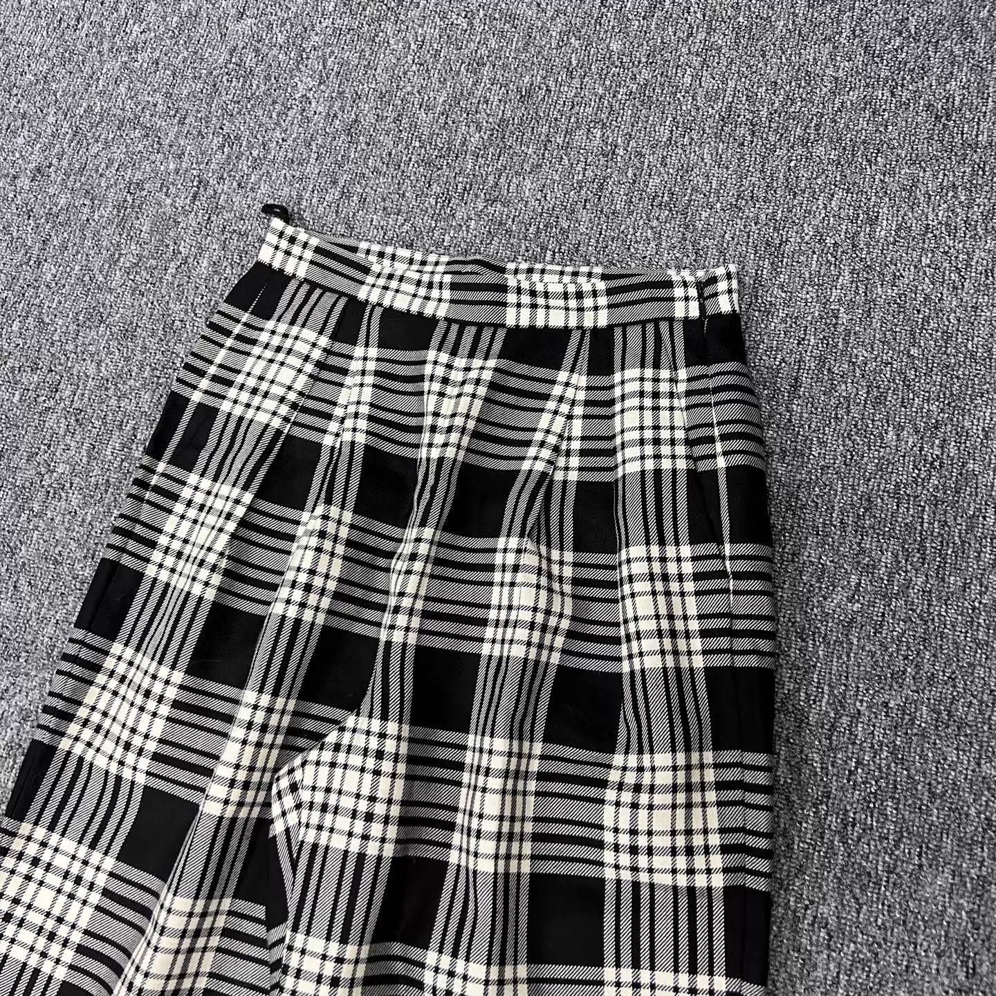 Miu Miu MIU MIU Logo Checked Black/White Wide-Leg Trousers Size 24" / US 00 / IT 34 - 5 Thumbnail