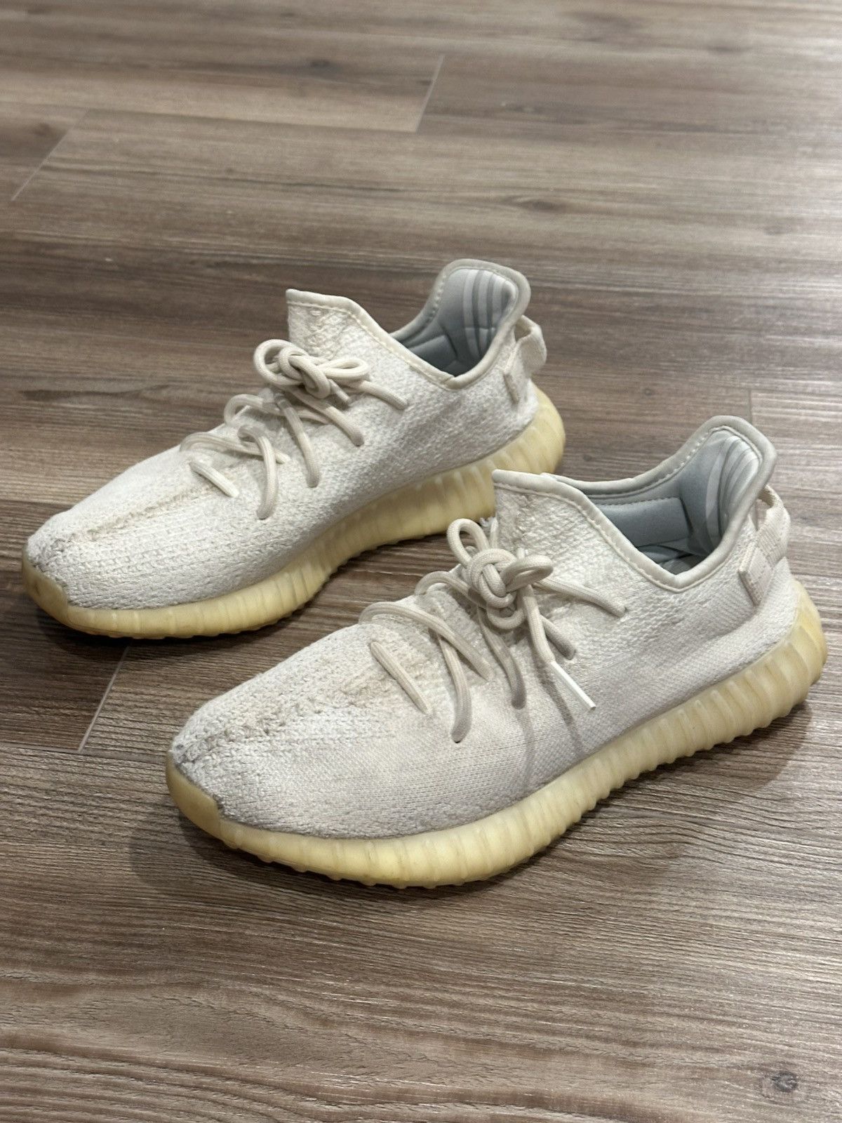 Yeezy Yeezy 350v2 - Triple White Size US 9 / EU 42 - 1 Thumbnail